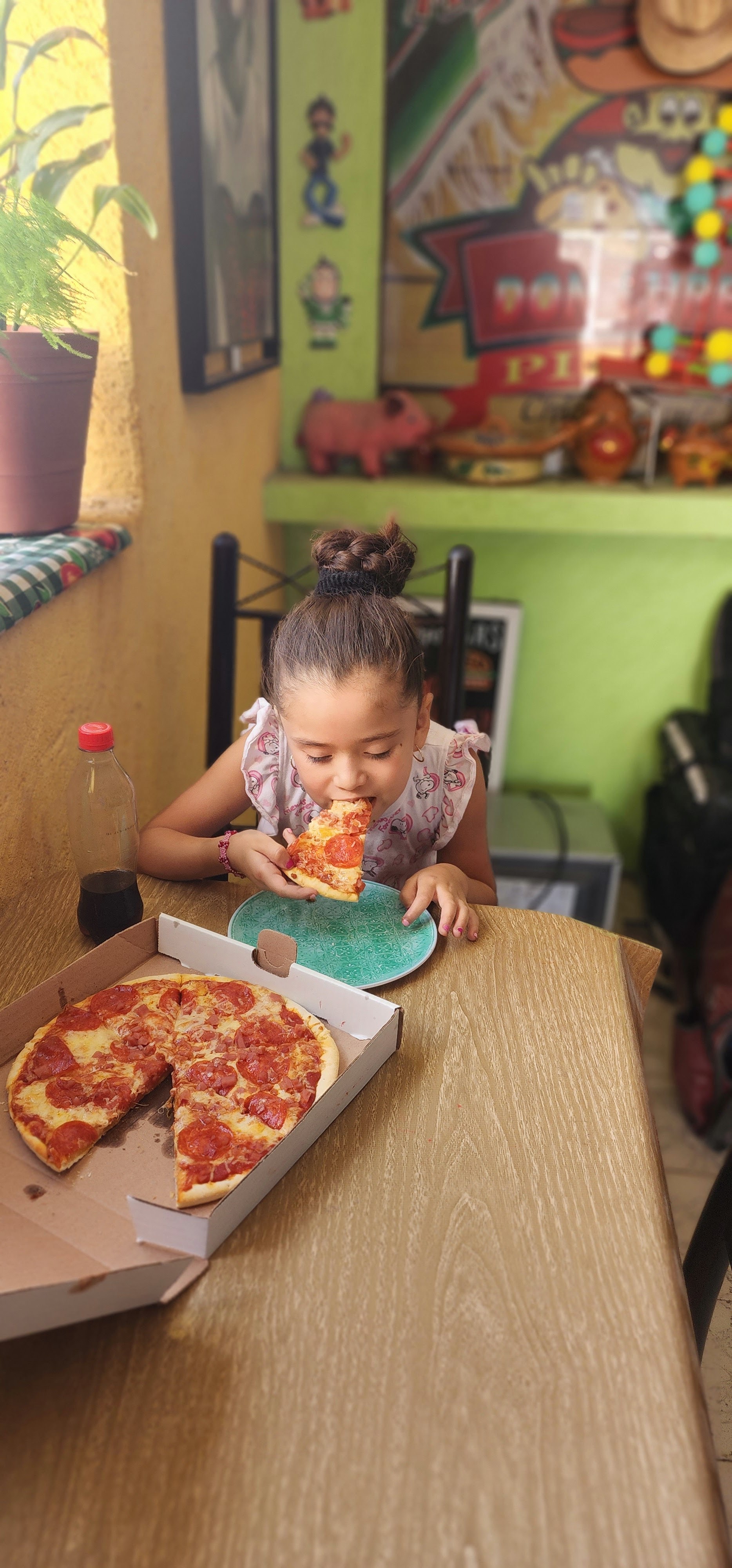 Don Lupe's Pizzas image 3