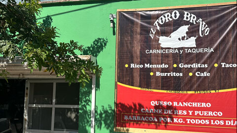 Taquería y Carnicería "El Toro Bravo" image 1