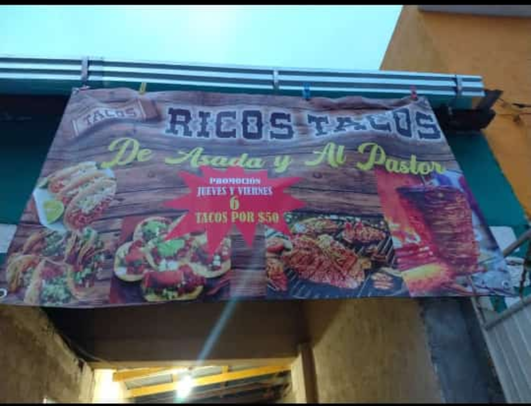 Tacos El Portón image 1