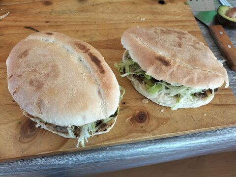 Tortas y Hamburguesas "El Camino" image 4