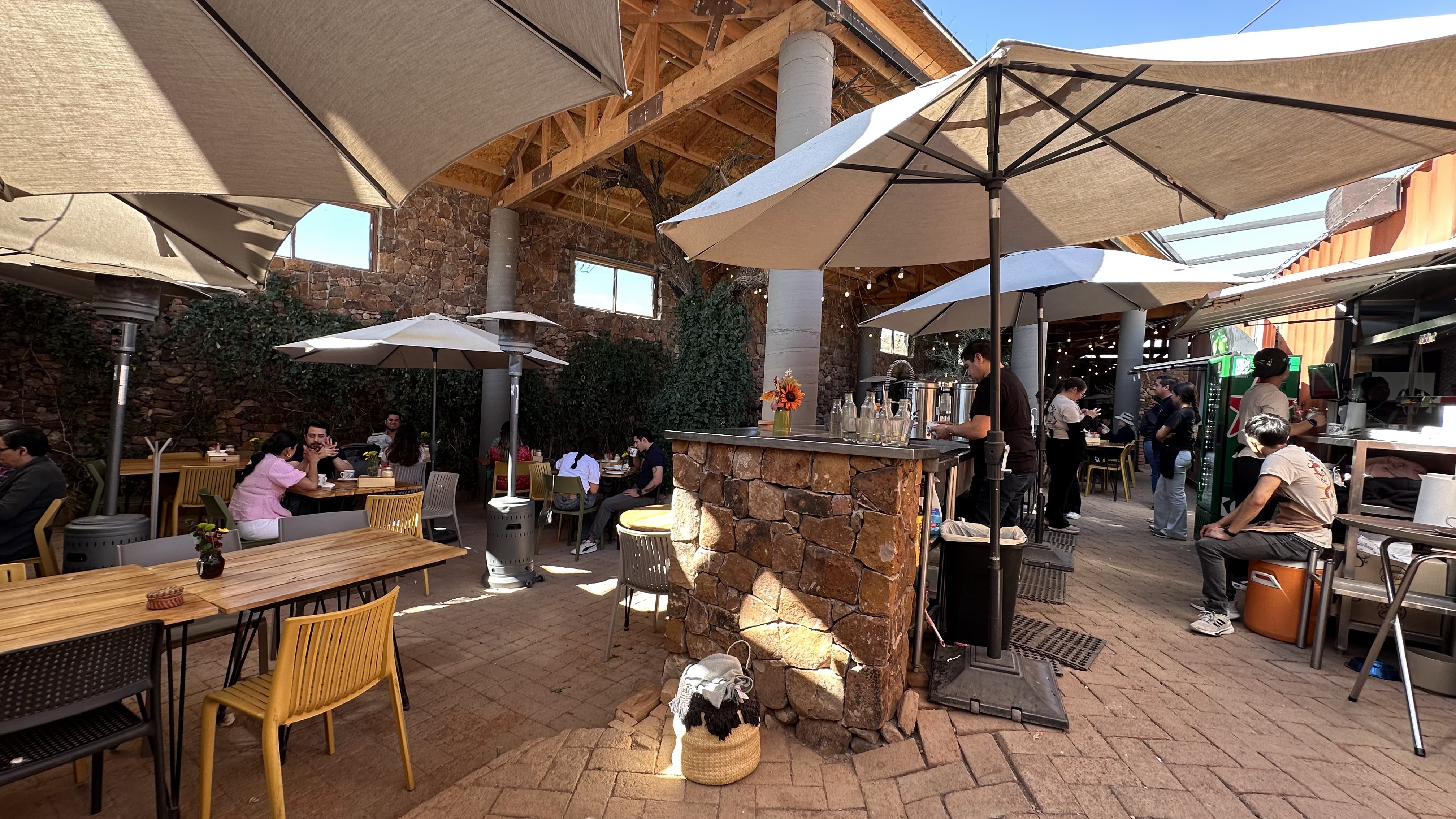 Cascabel Comedor Ranchero image 5