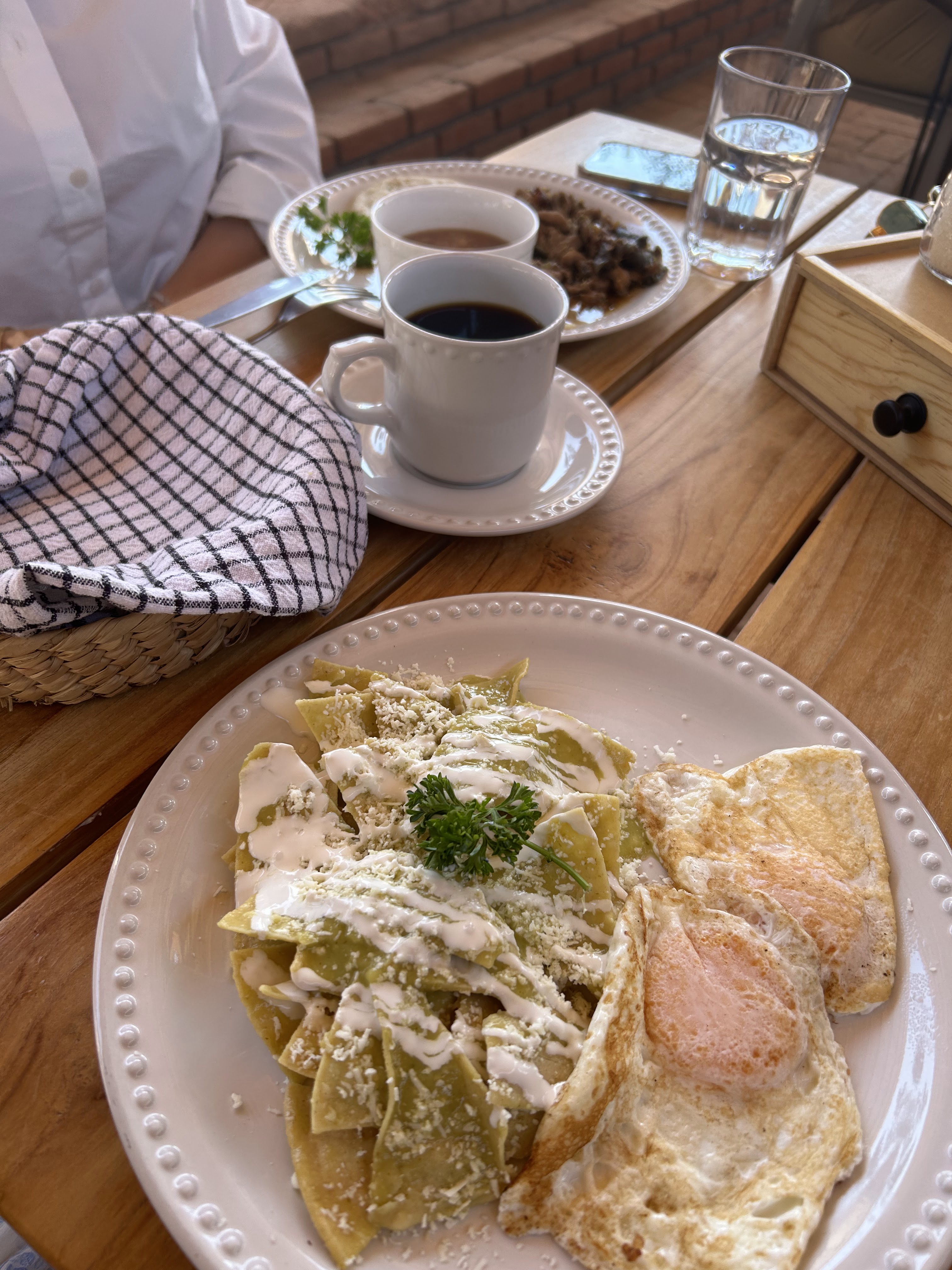 Cascabel Comedor Ranchero image 6