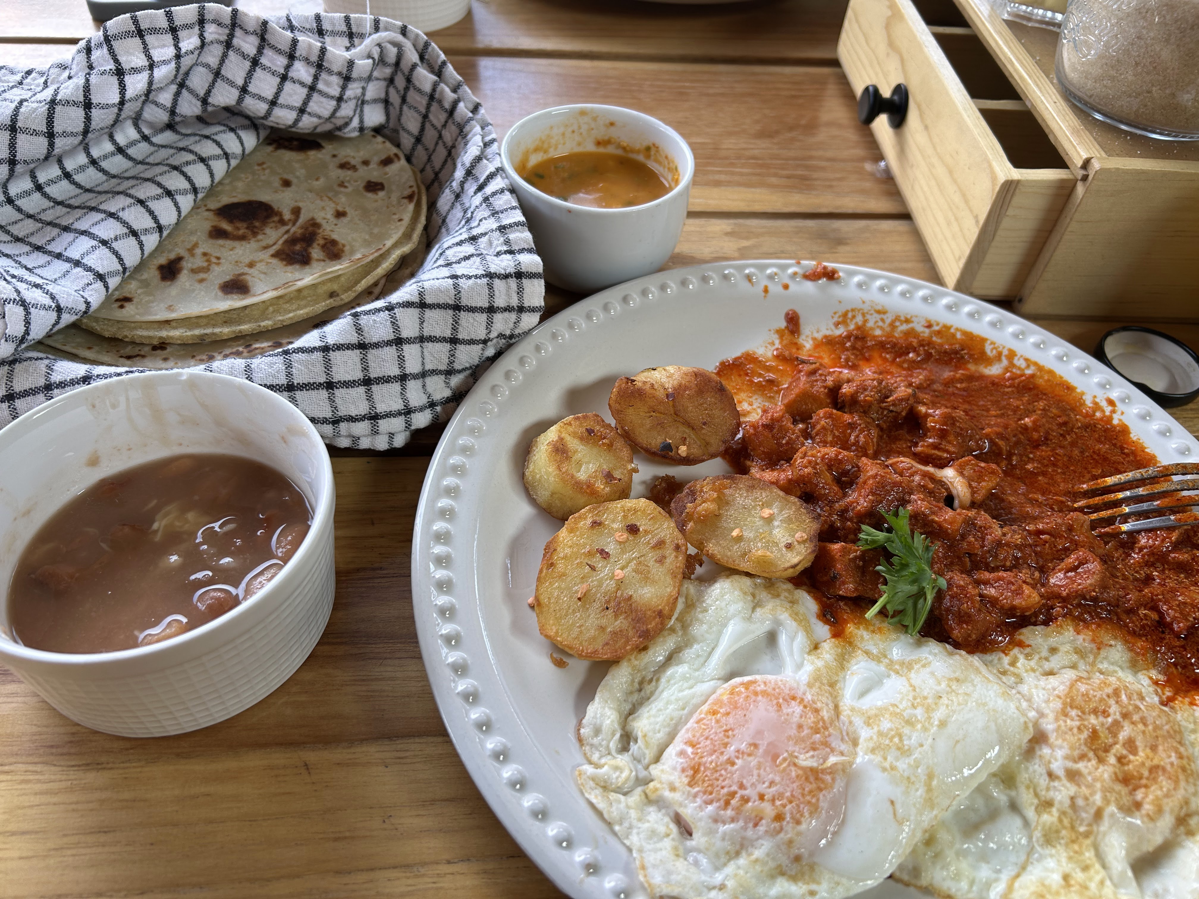 Cascabel Comedor Ranchero image 7