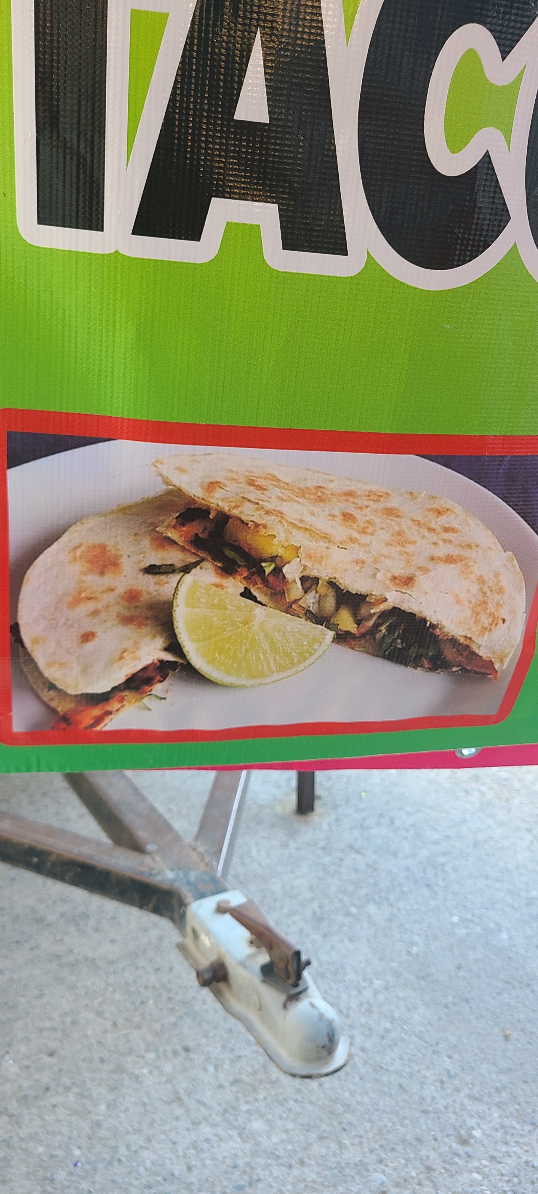 Sazon Huasteco Y Tacos "Los 3 Carnales" image 8