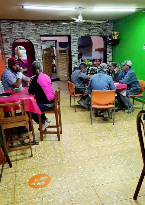 Los Taquitos Doña Lola image 5