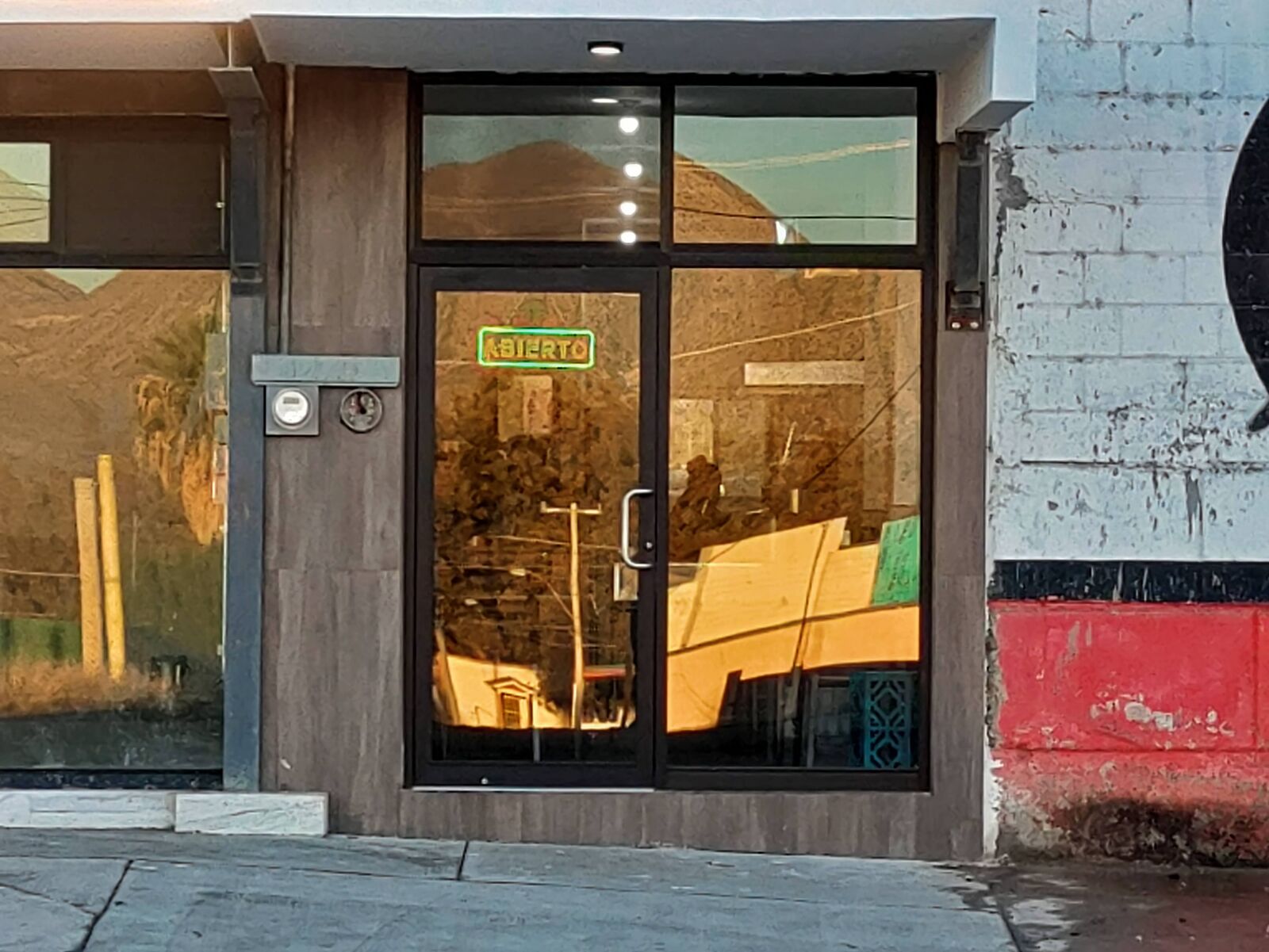 Deli-Mania image 6