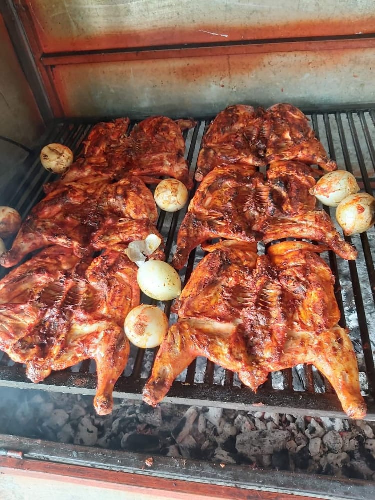 Pollos Asados Al Carbón "EDER" image 9