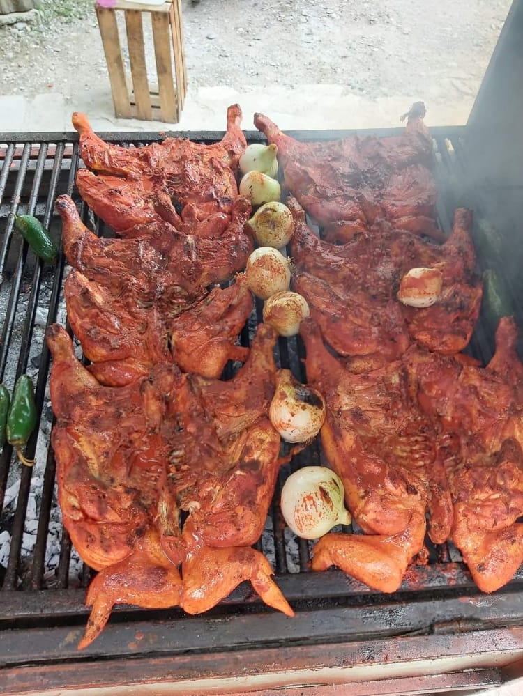Pollos Asados Al Carbón "EDER" image 10