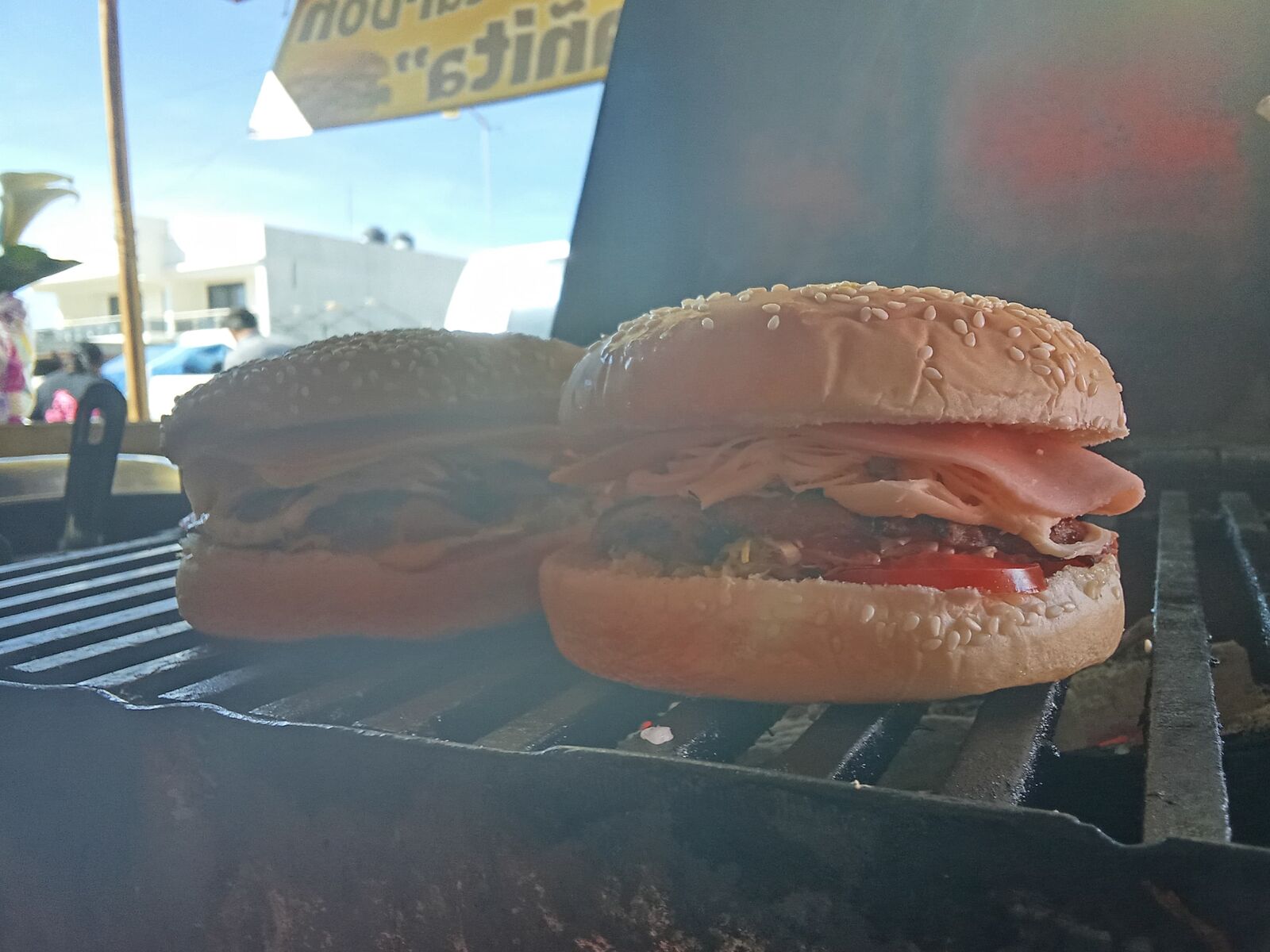 La cabañita Hamburguesas al carbón image 2