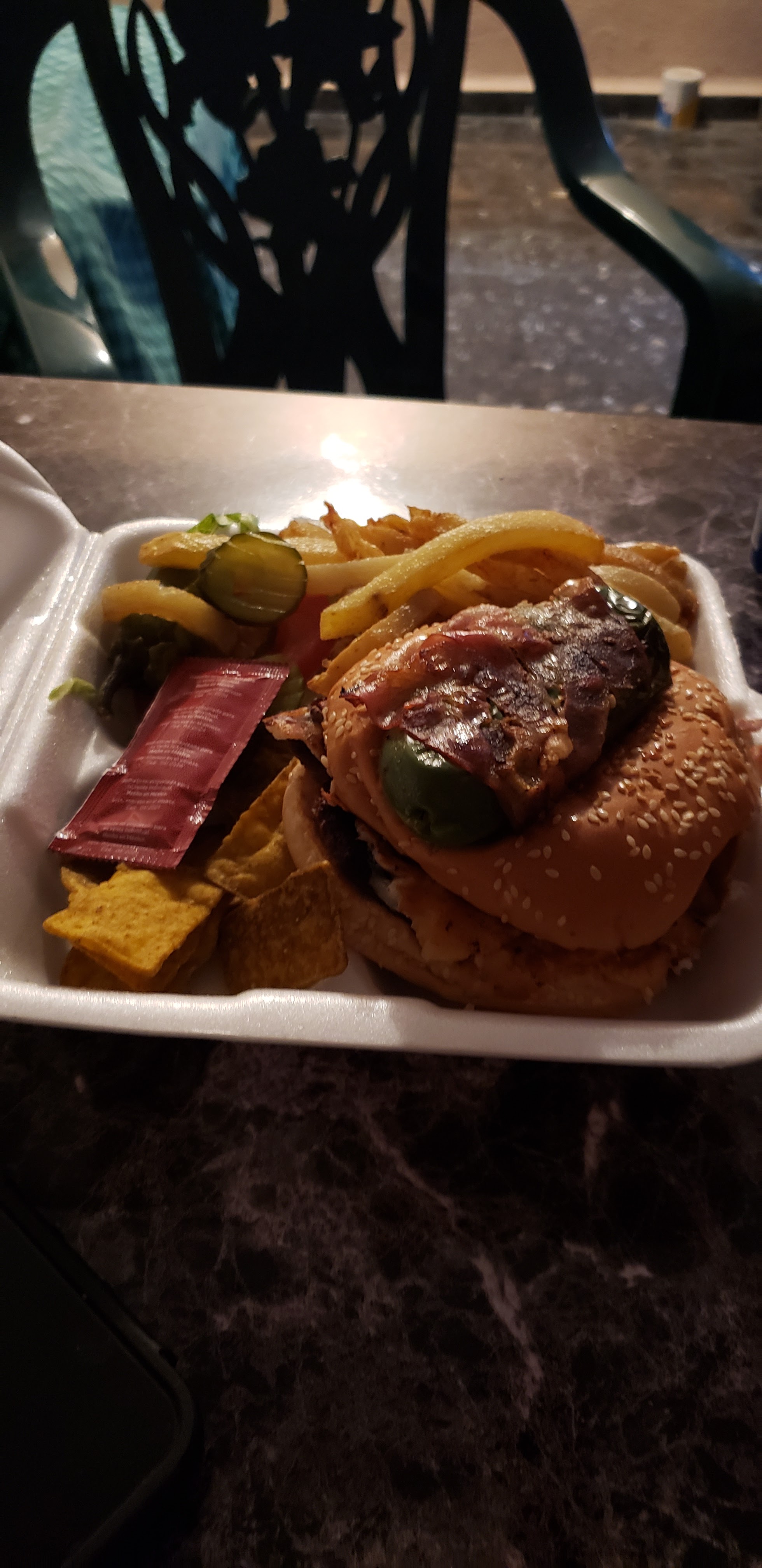 Polyburger's image 7