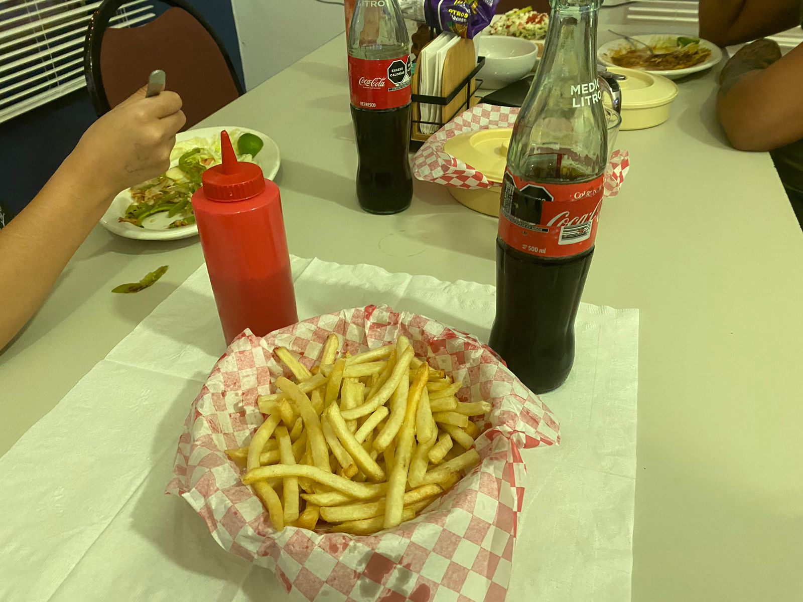 Los panchos restaurant image 4