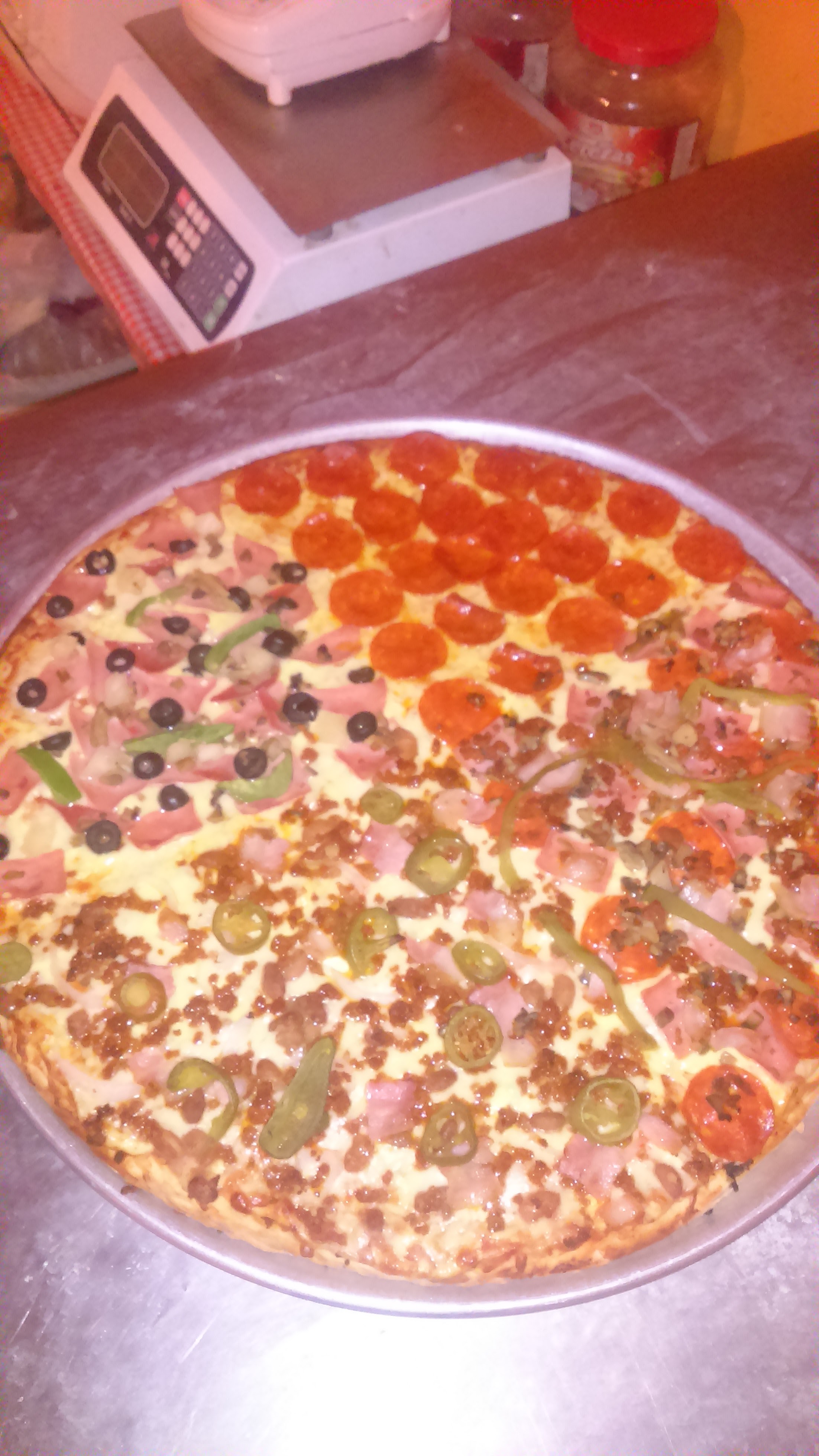 Fulanos Pizzas image 3