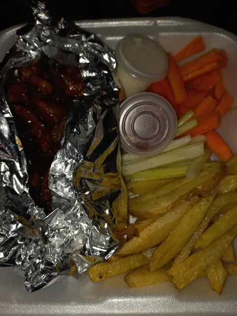 Boneless y hamburguesas "D" image 2