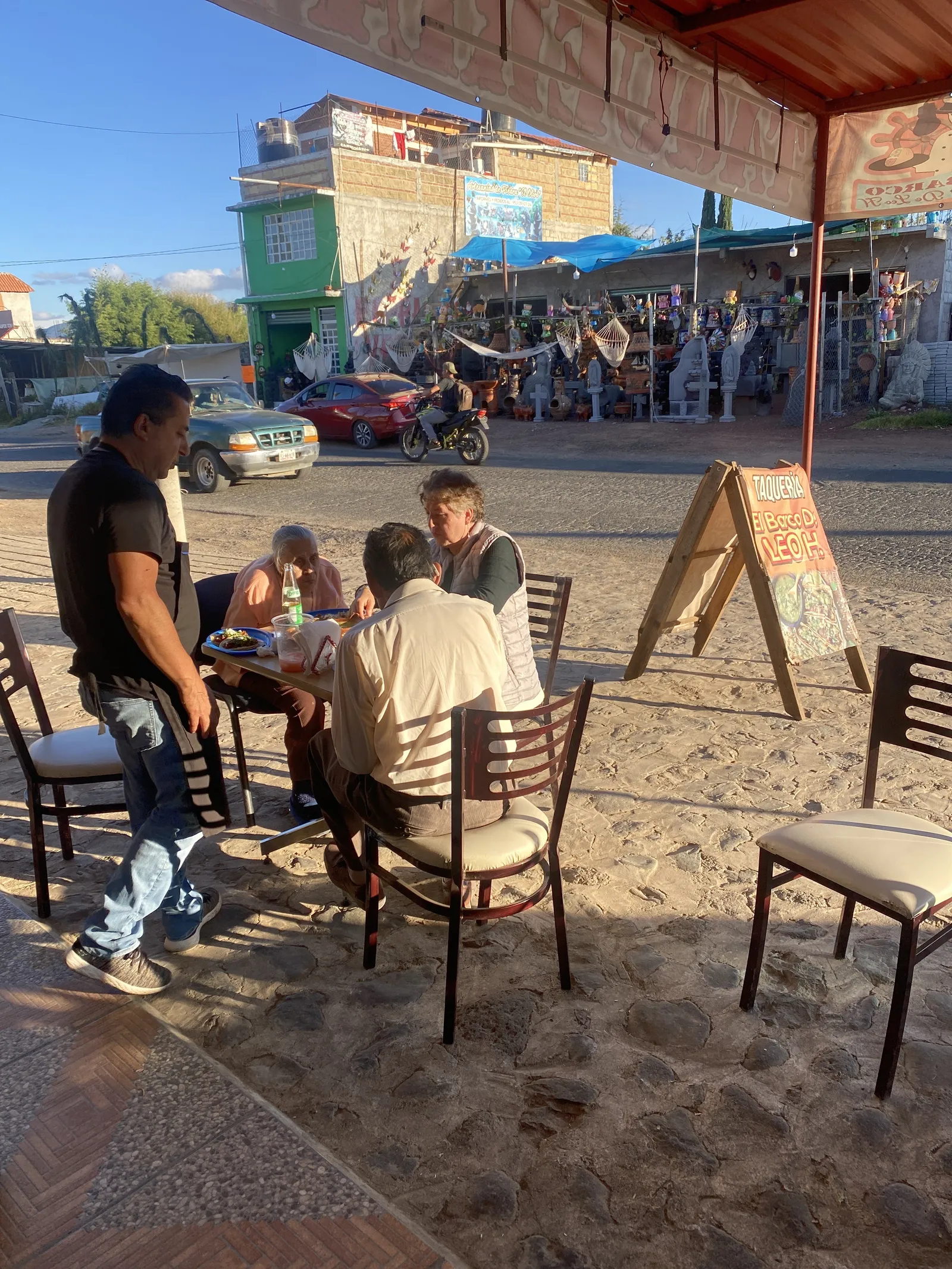 Taqueria “el barco de leo H” image 9