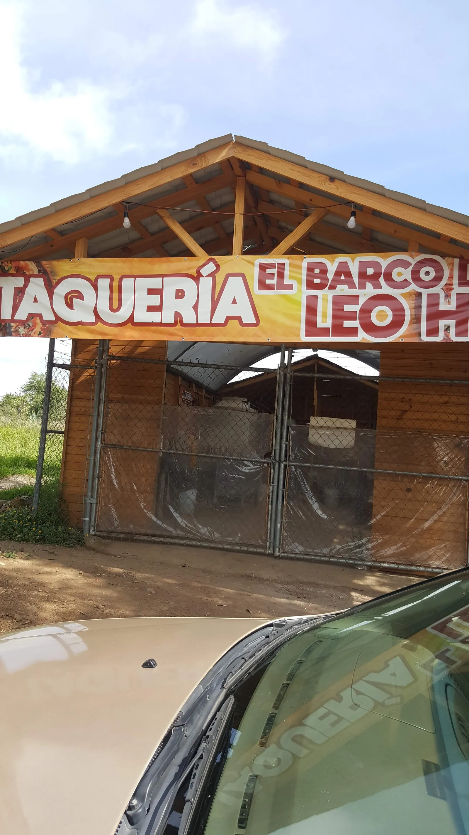Taqueria “el barco de leo H” image 10