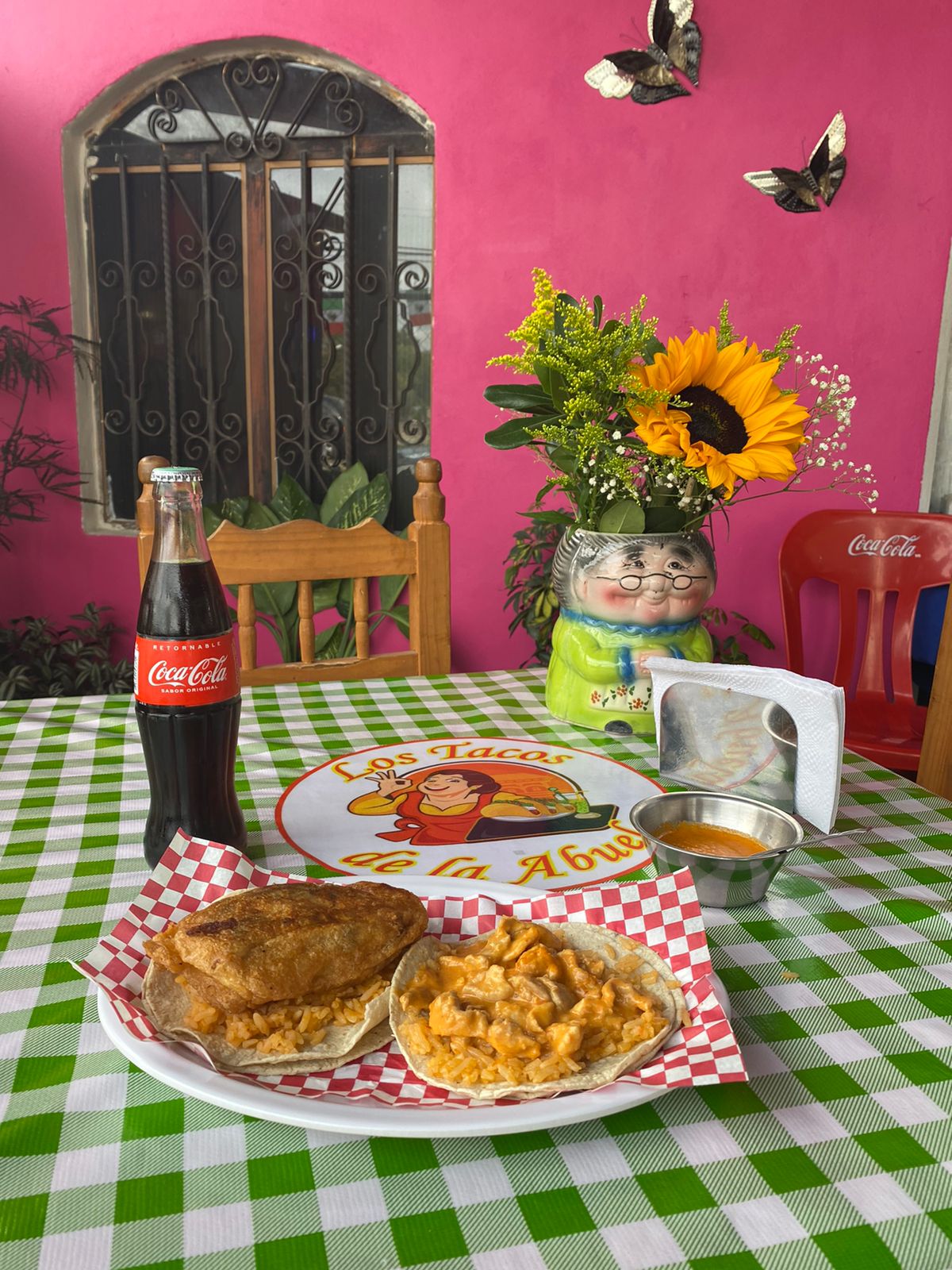 Los Tacos de la Abuela image 3