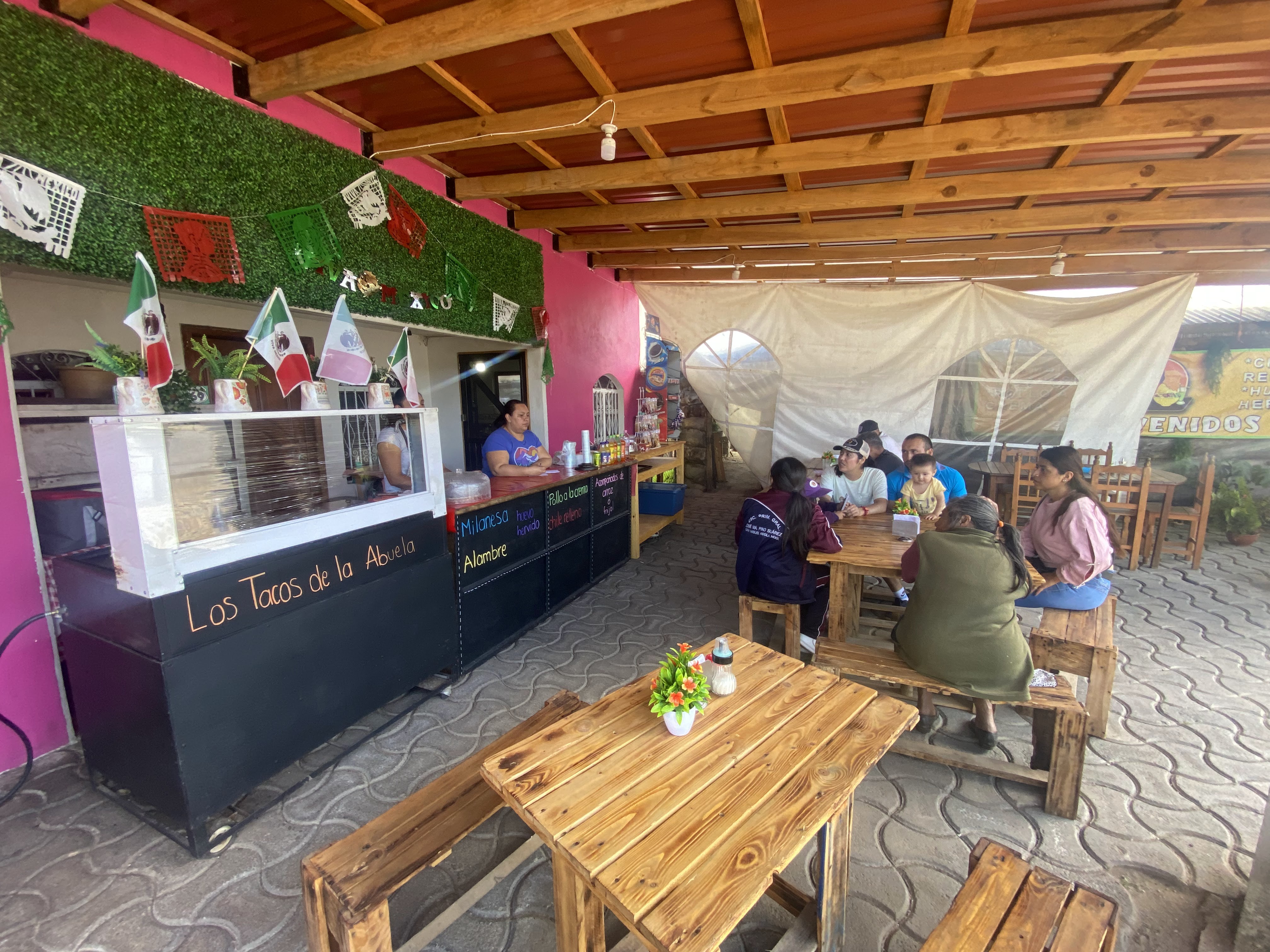 Los Tacos de la Abuela image 5