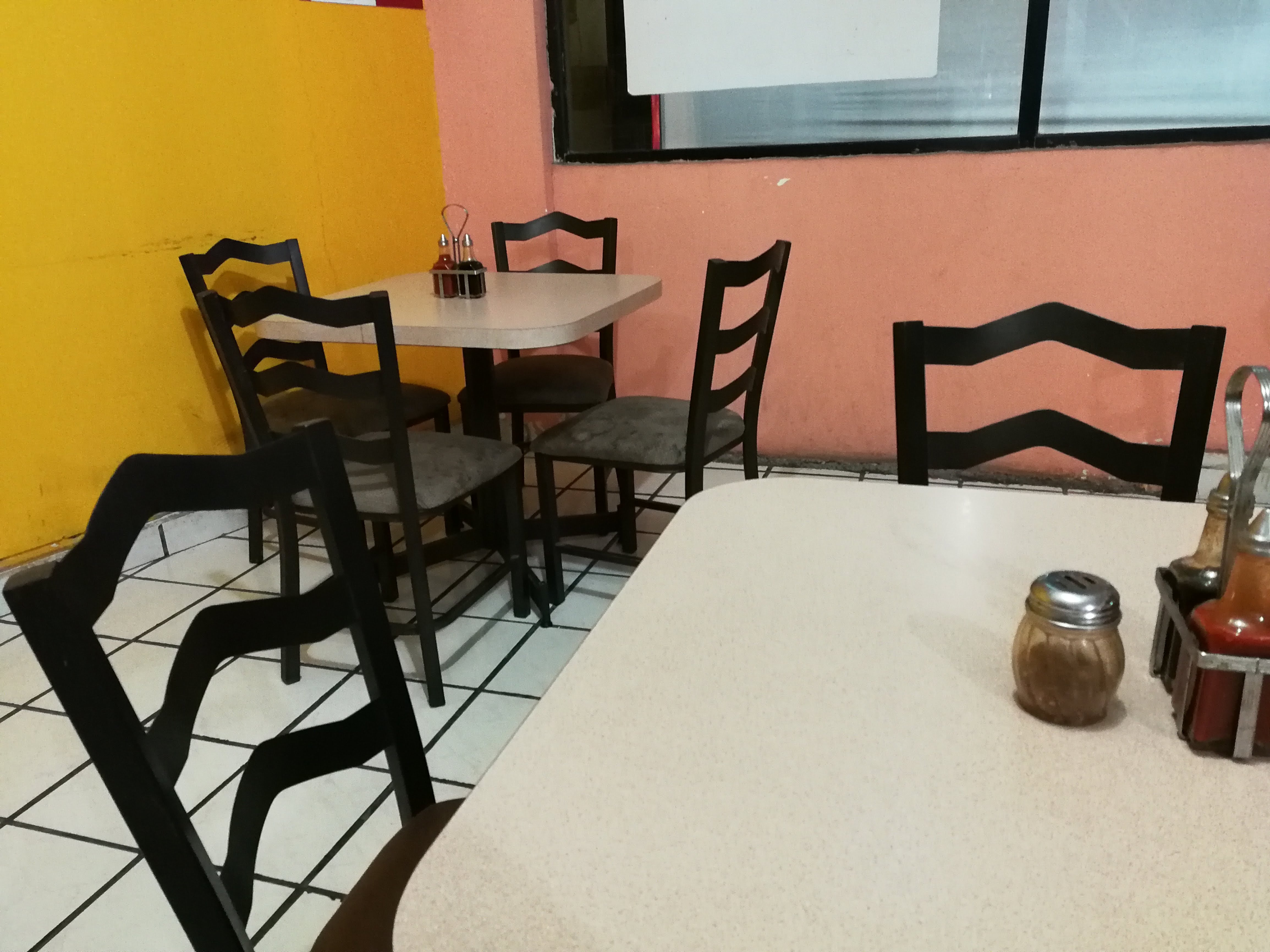 Paesanos Restaurante image 3