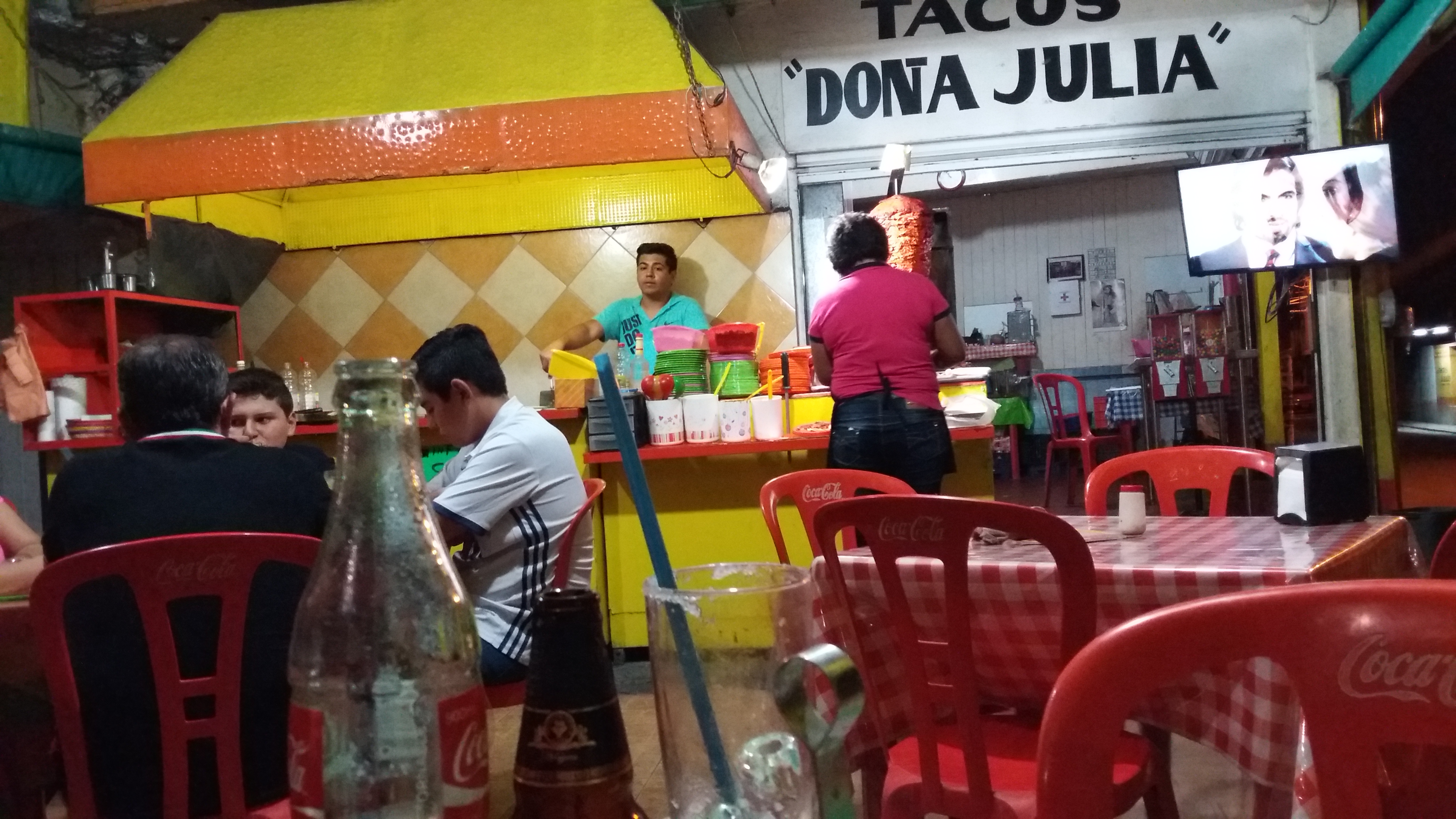 Taqueria doña julia image 1