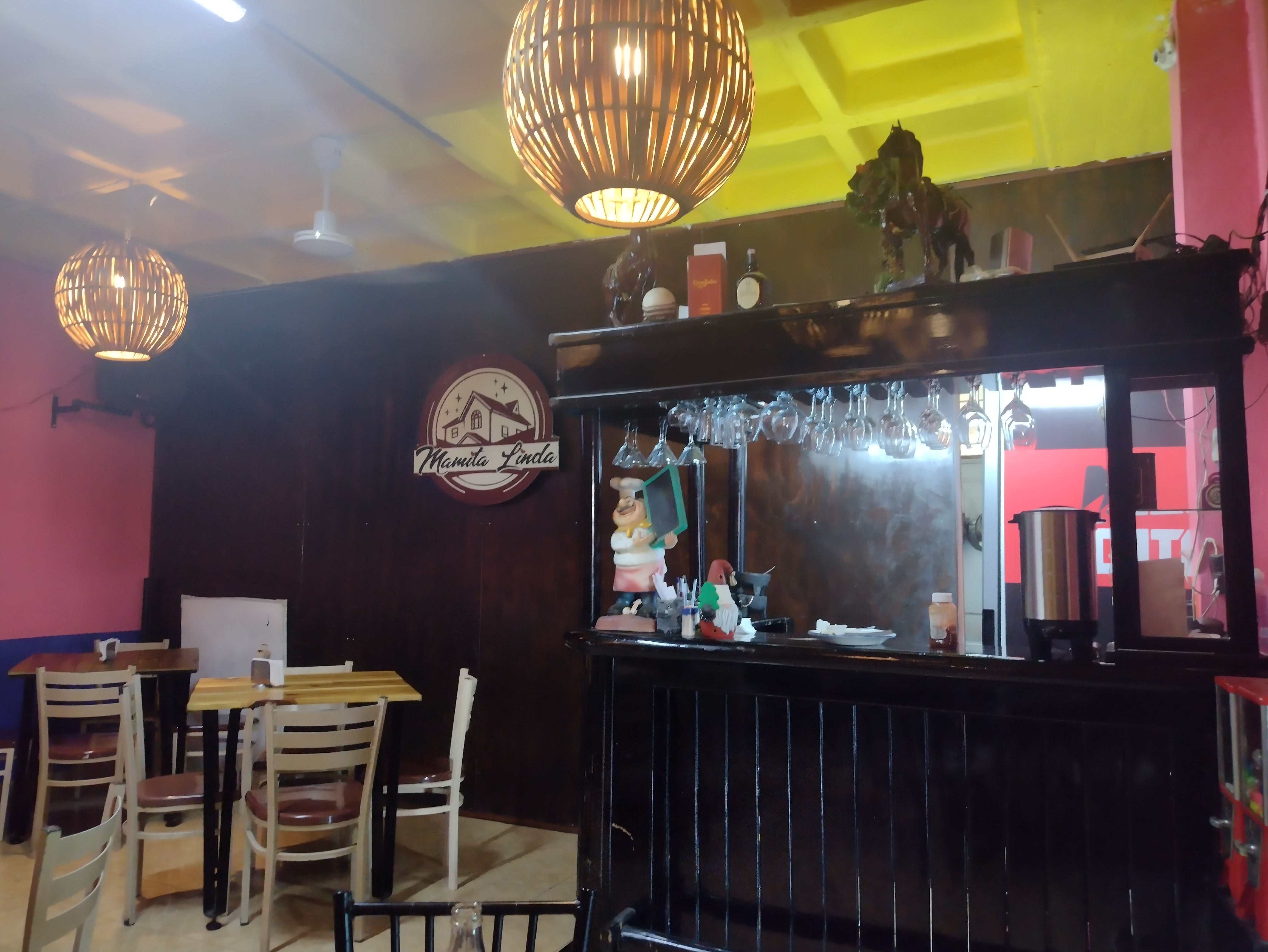 Mamita Linda Restaurant image 4