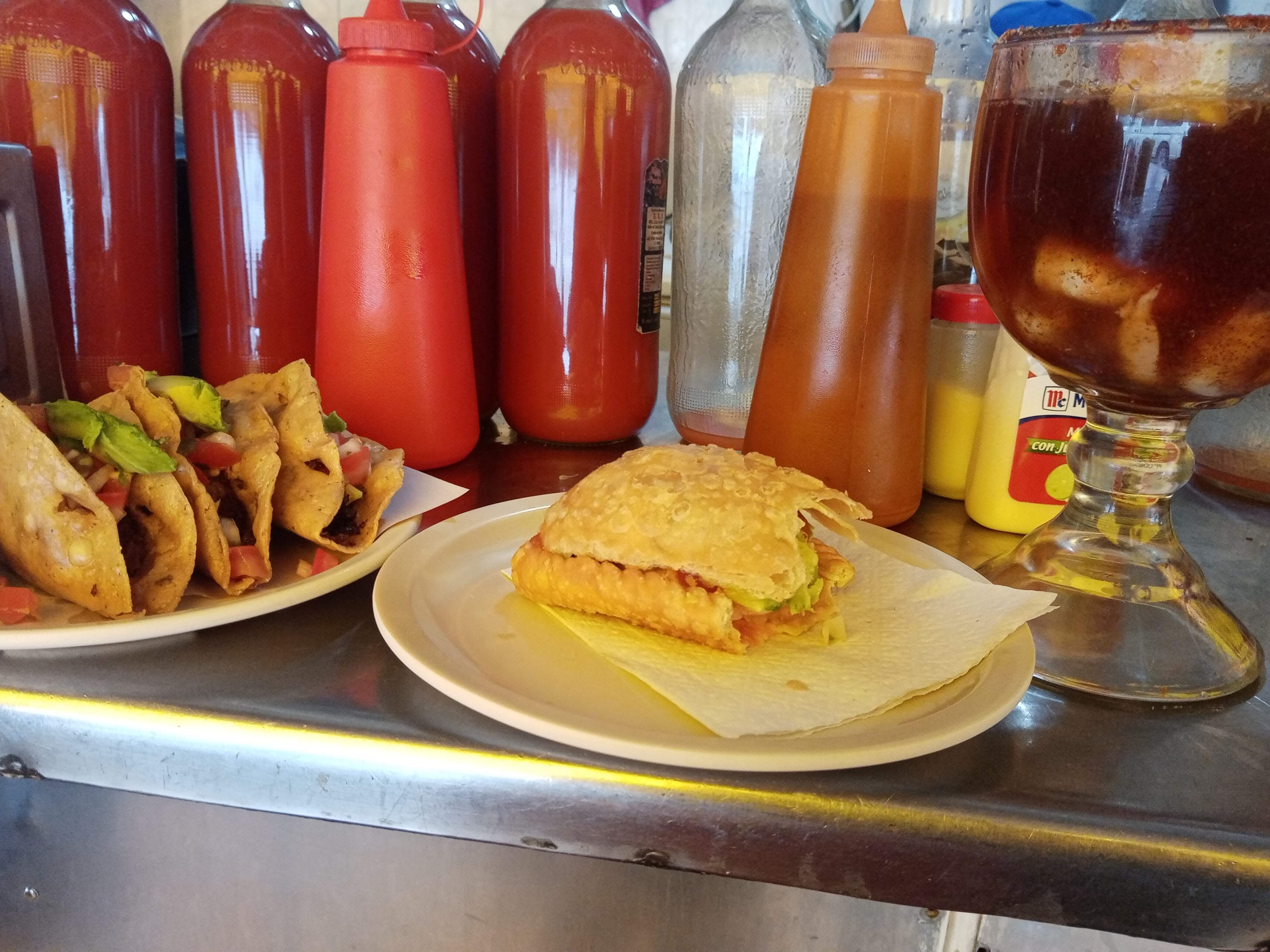 Mariscos La "Y" Griega image 1