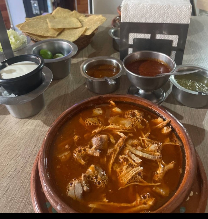 Pozoleria Los Alcatraces image 5