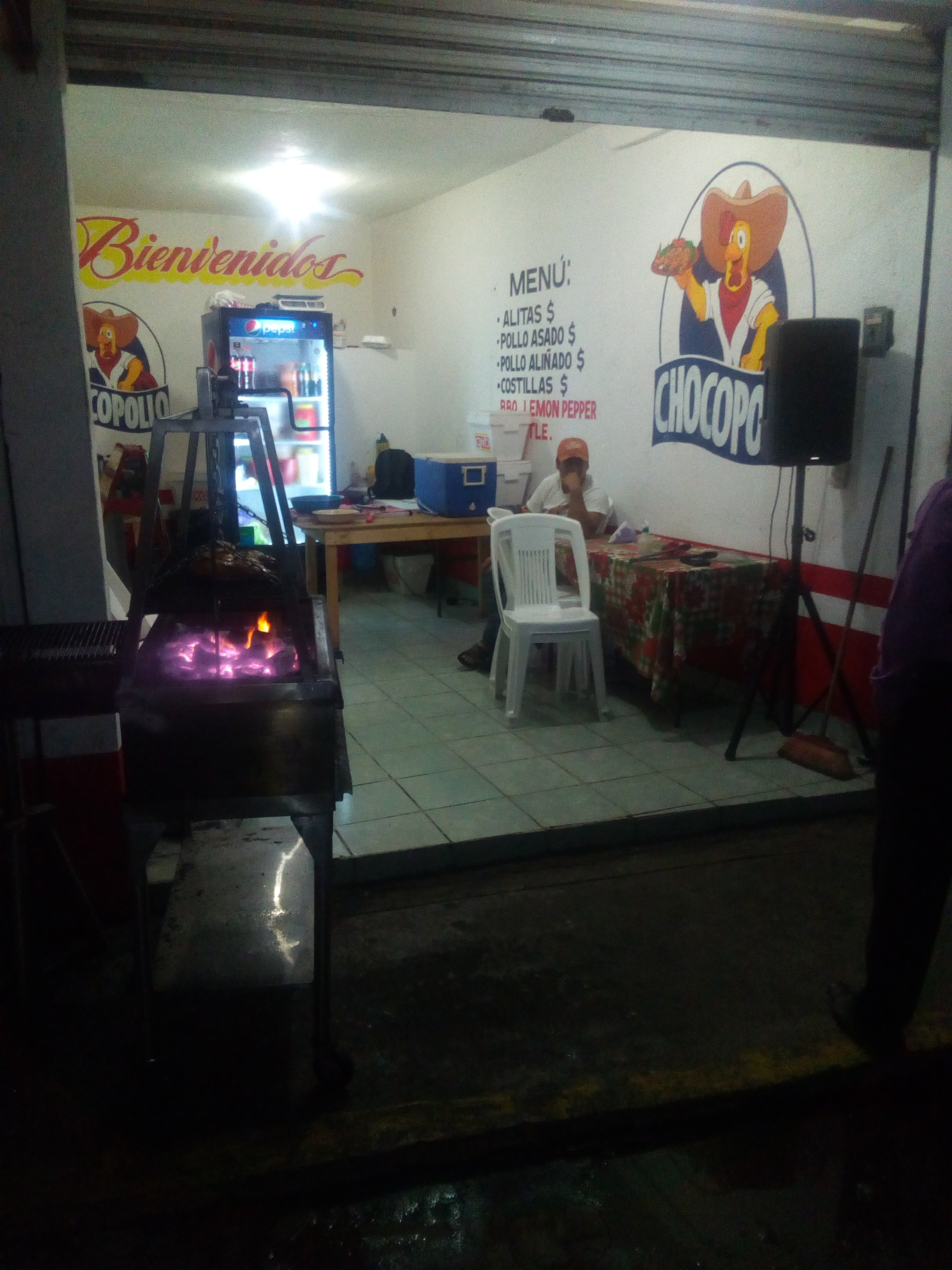 Alitas, Pollos y Costillas Chocopollo image 4