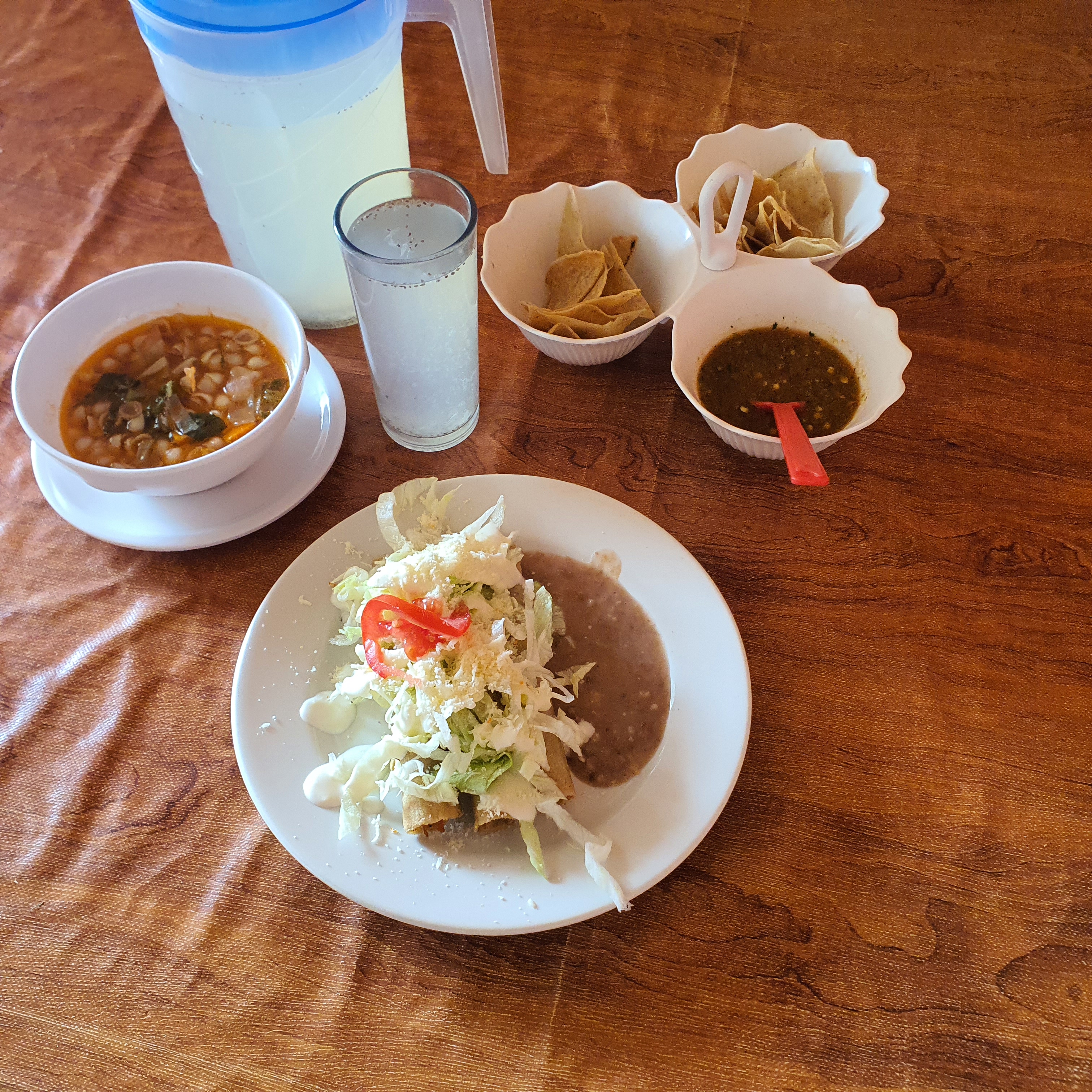 El sazón de Mamá image 9