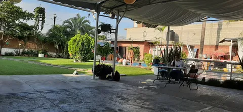 Jardin Tovar image 5