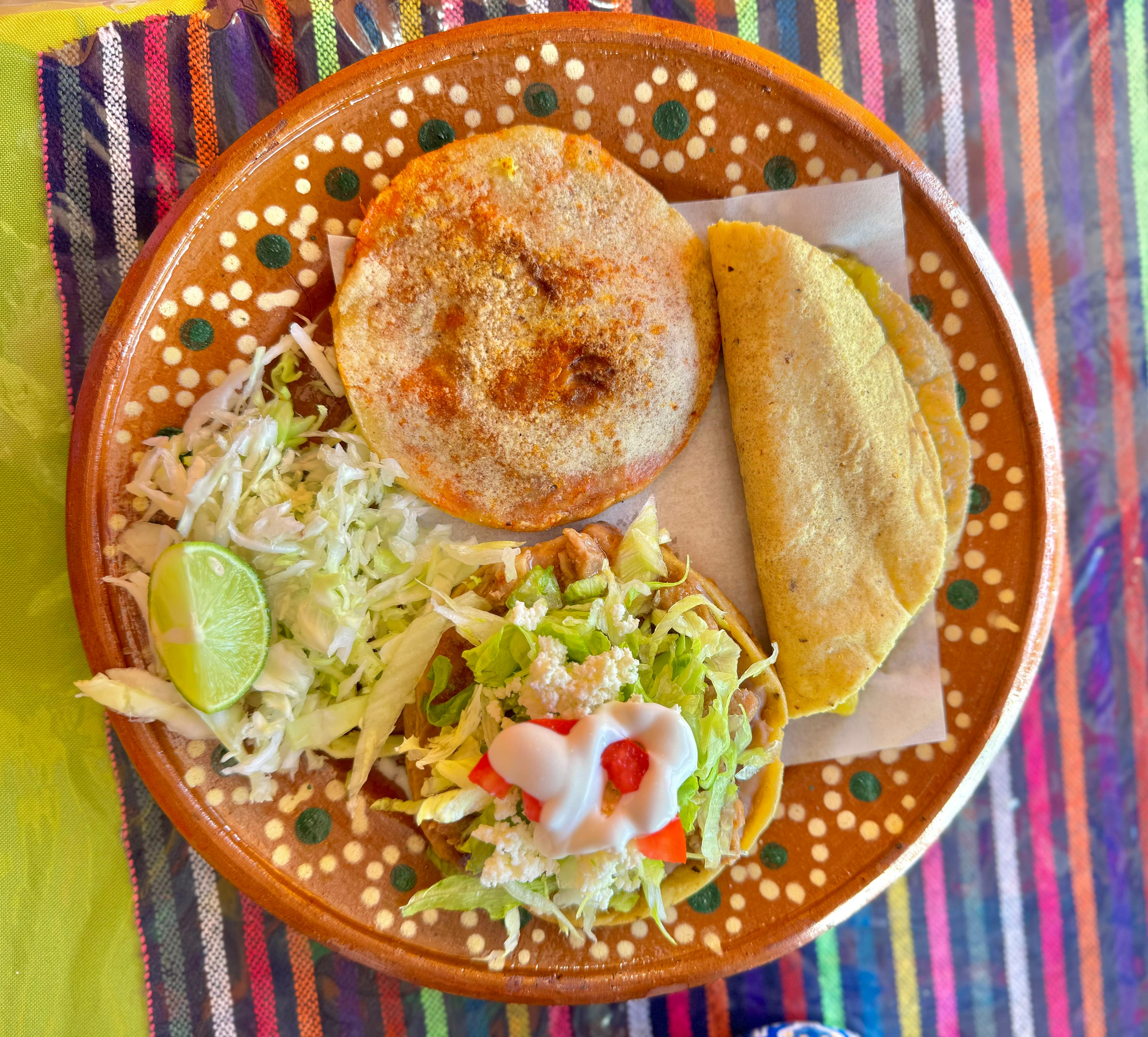 Antojitos "La Mexicana" image 3