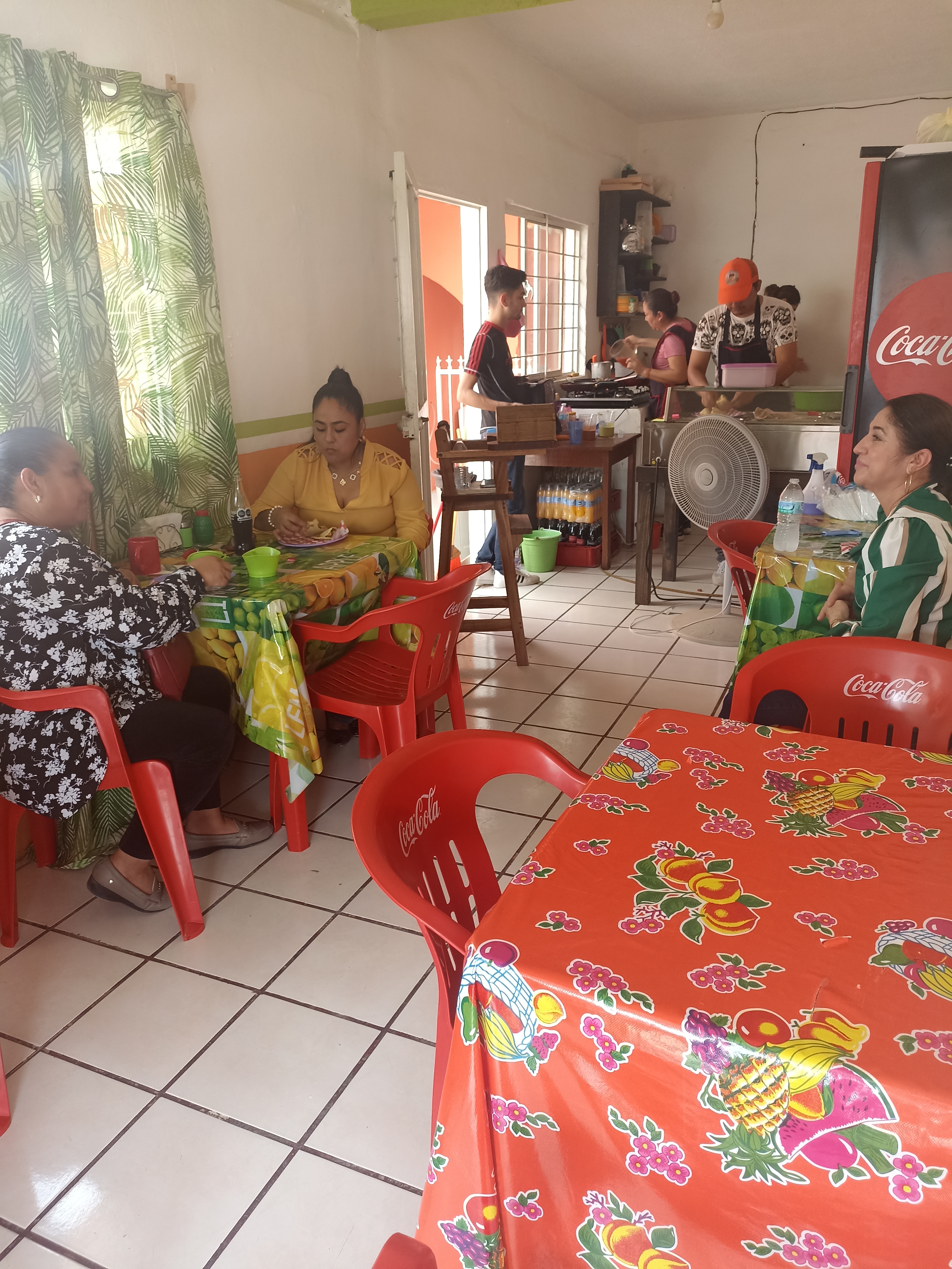 Gorditas "El profe" image 3