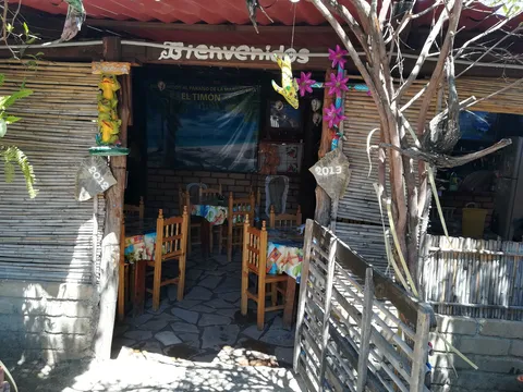 Marisqueria "El timon" image 1
