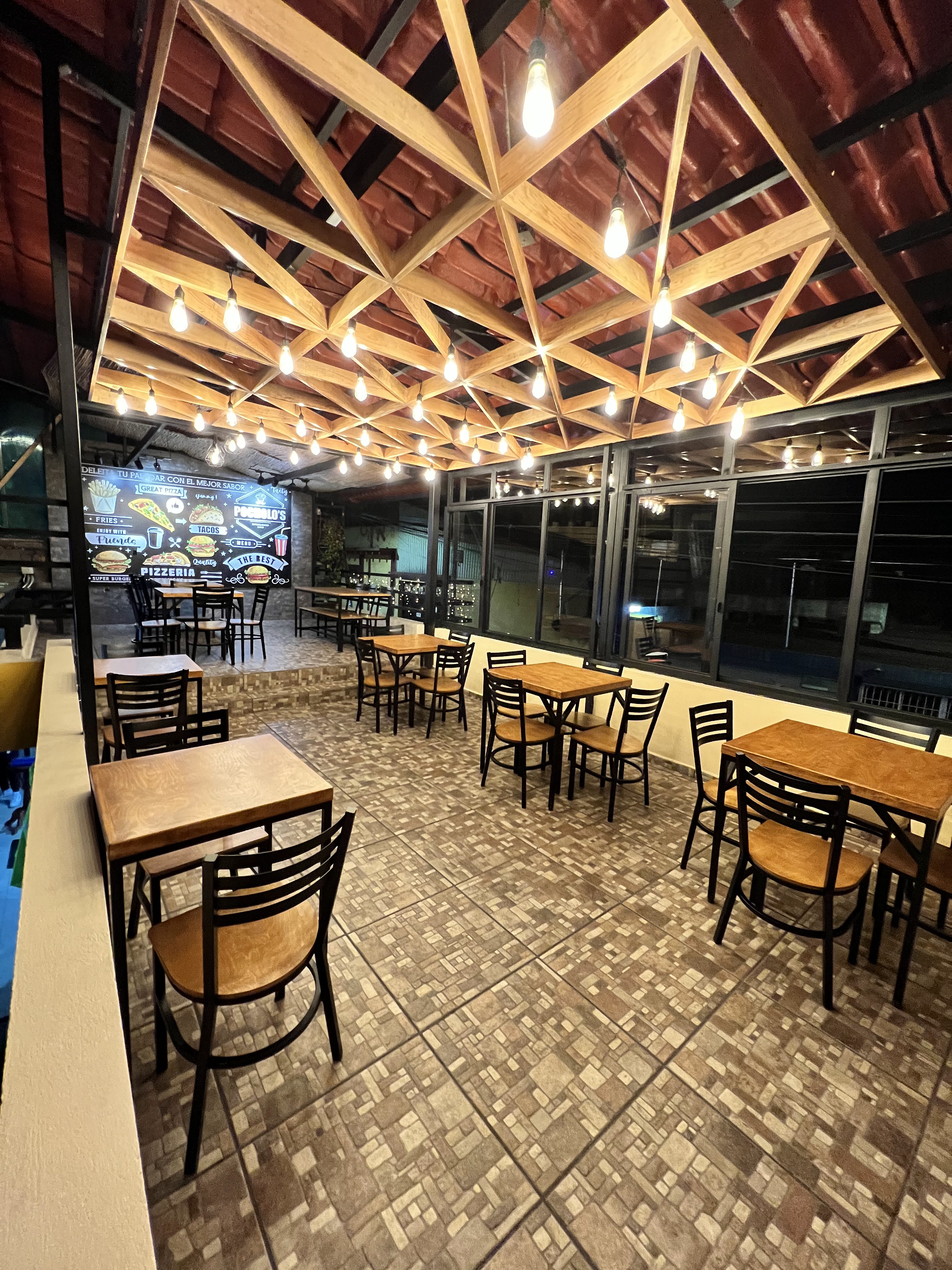 Pocholos Terraza image 1