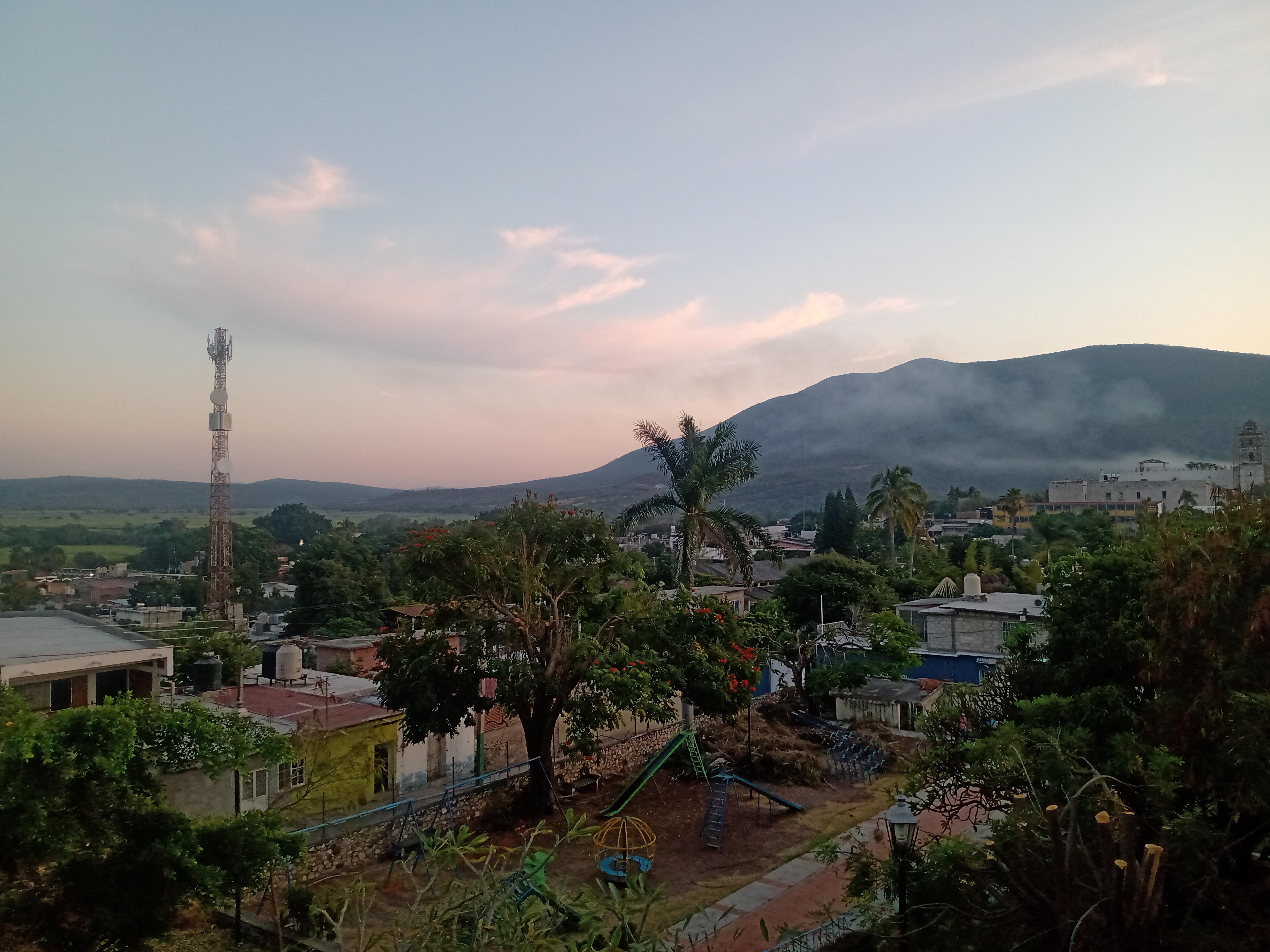 KARI'S BURGER & SNACKS image 3