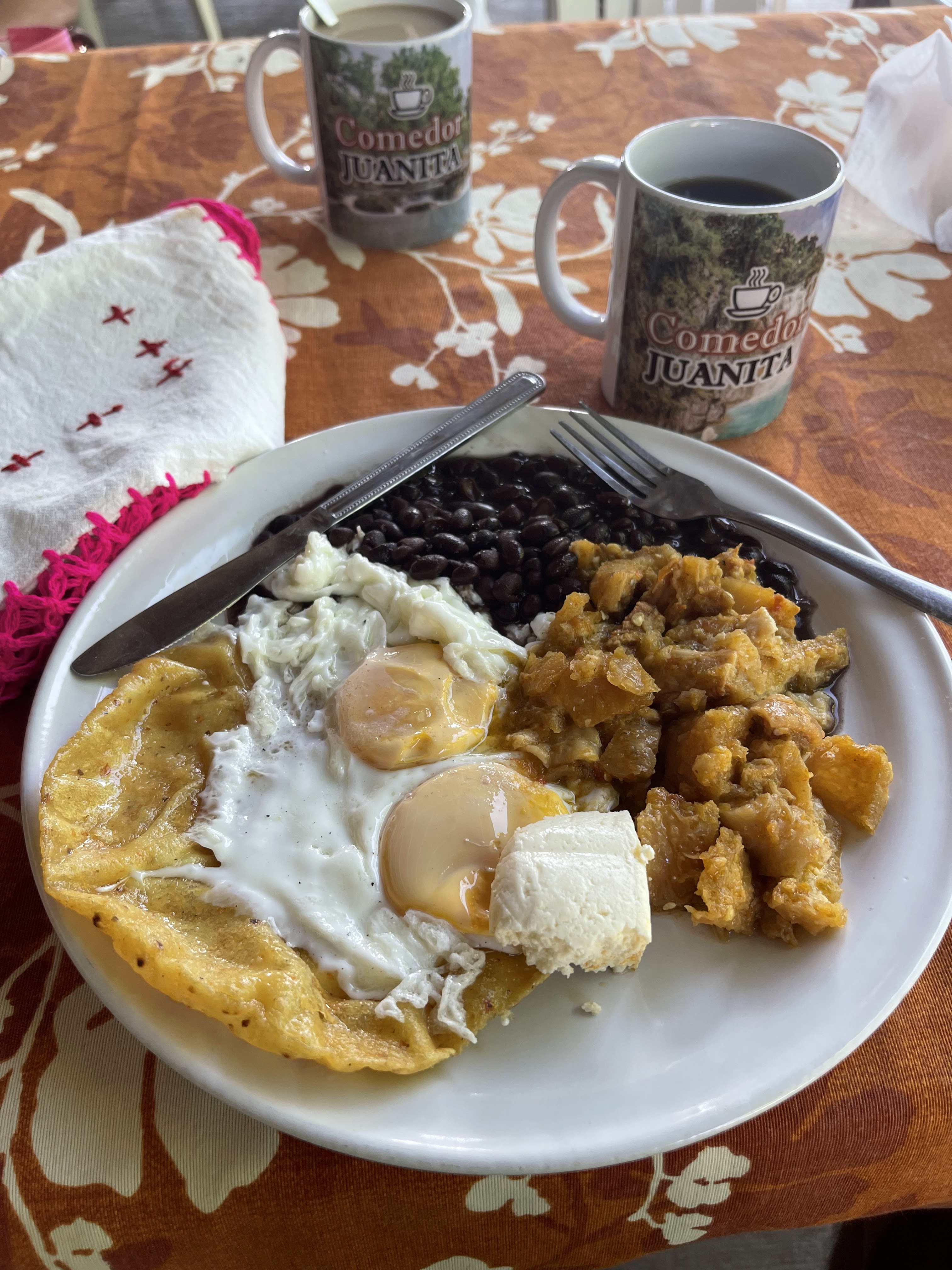 Comedor Juanita image 10