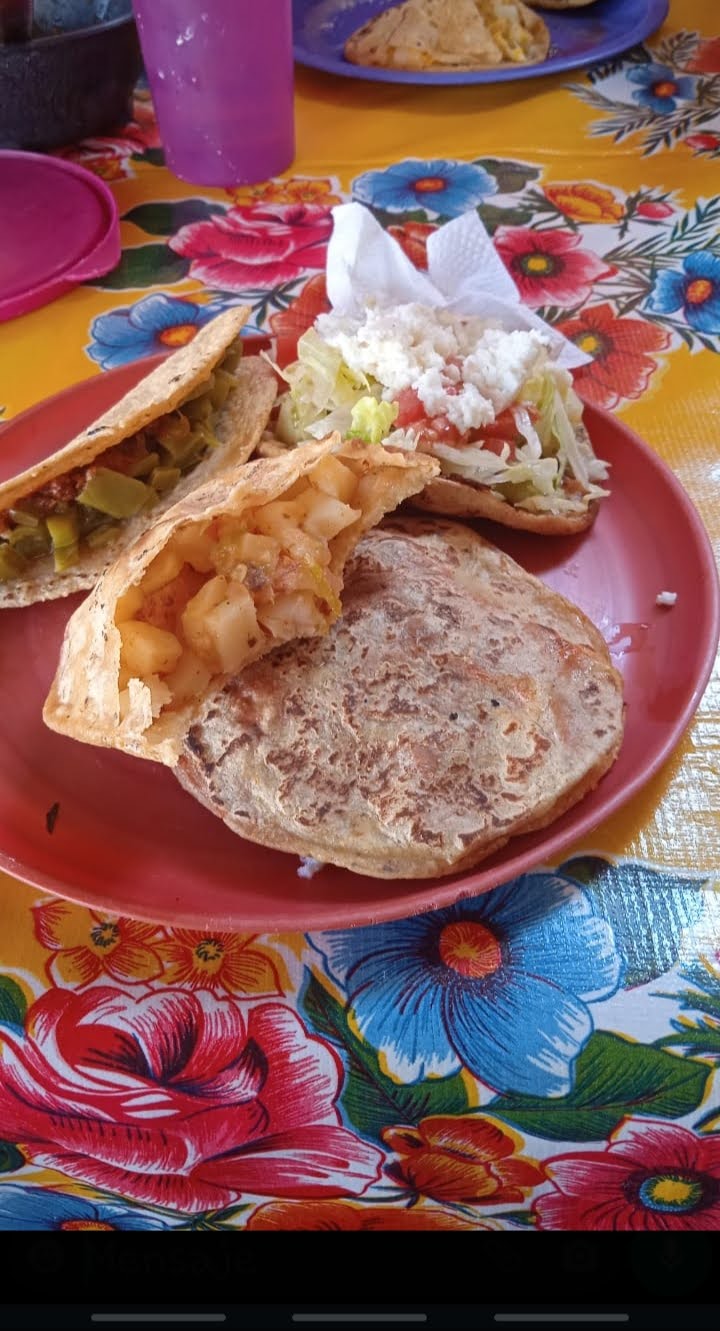 Gorditas "Gissell". image 2