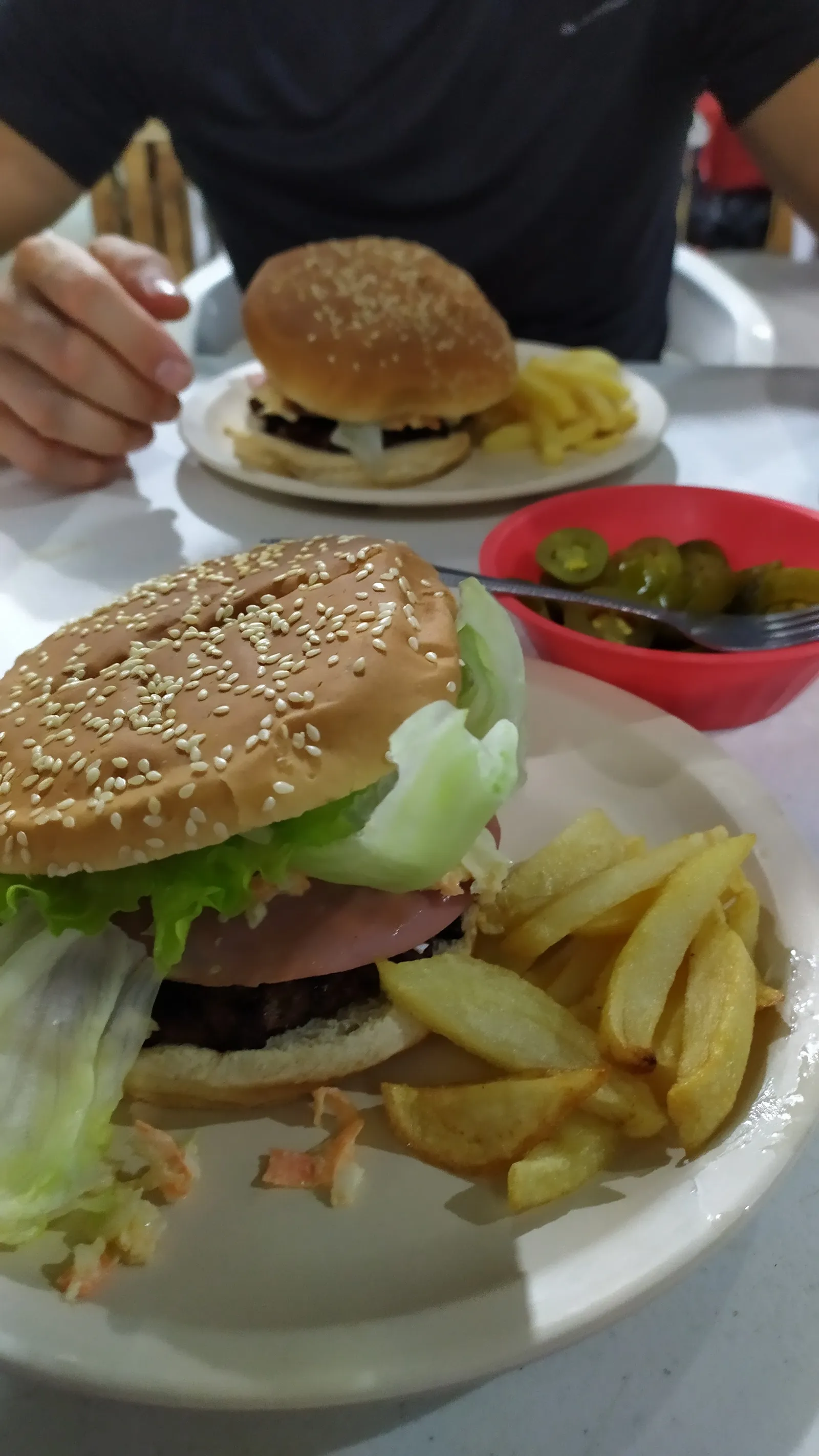 Cortes, Carnes Asadas y Hamburguesas Laras's image 1