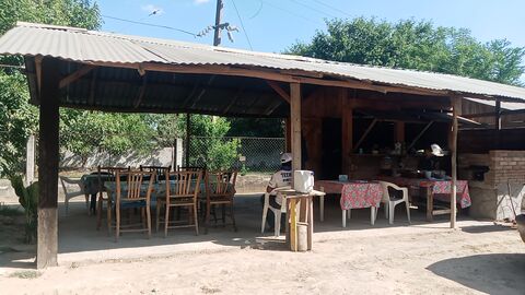 Comedor "Mamá Reyna" image 3
