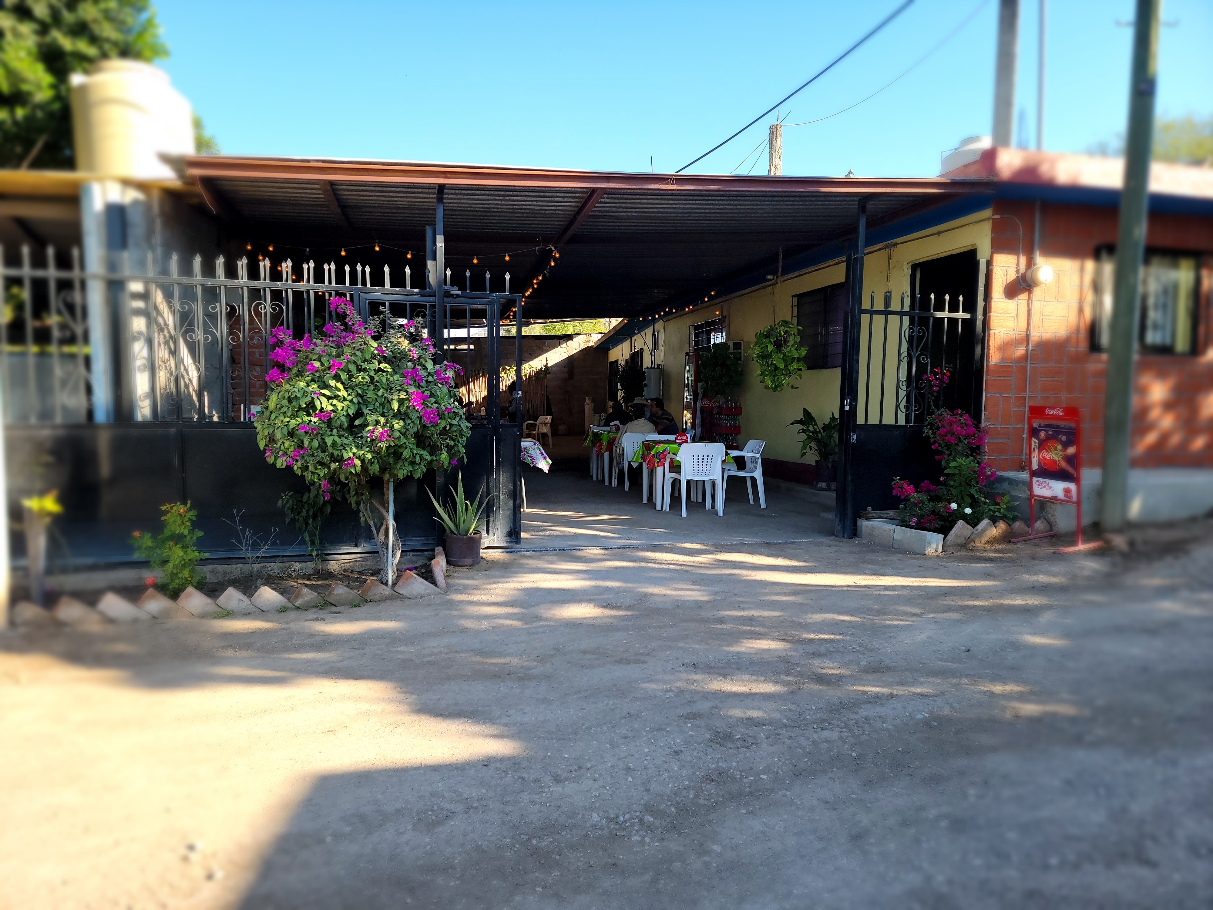 Lonchería Lore image 6