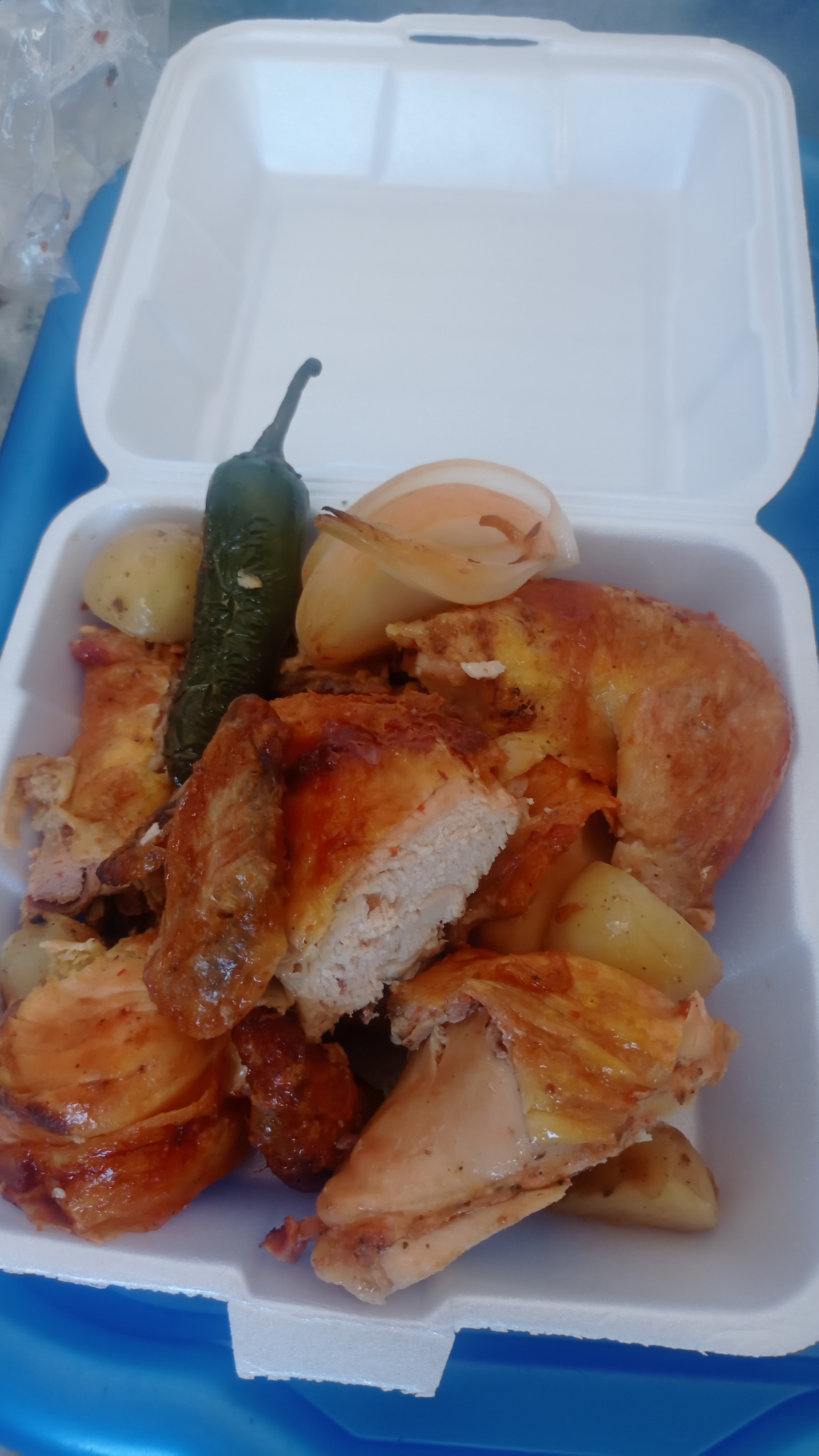 Pollos Rostizados Altar image 2