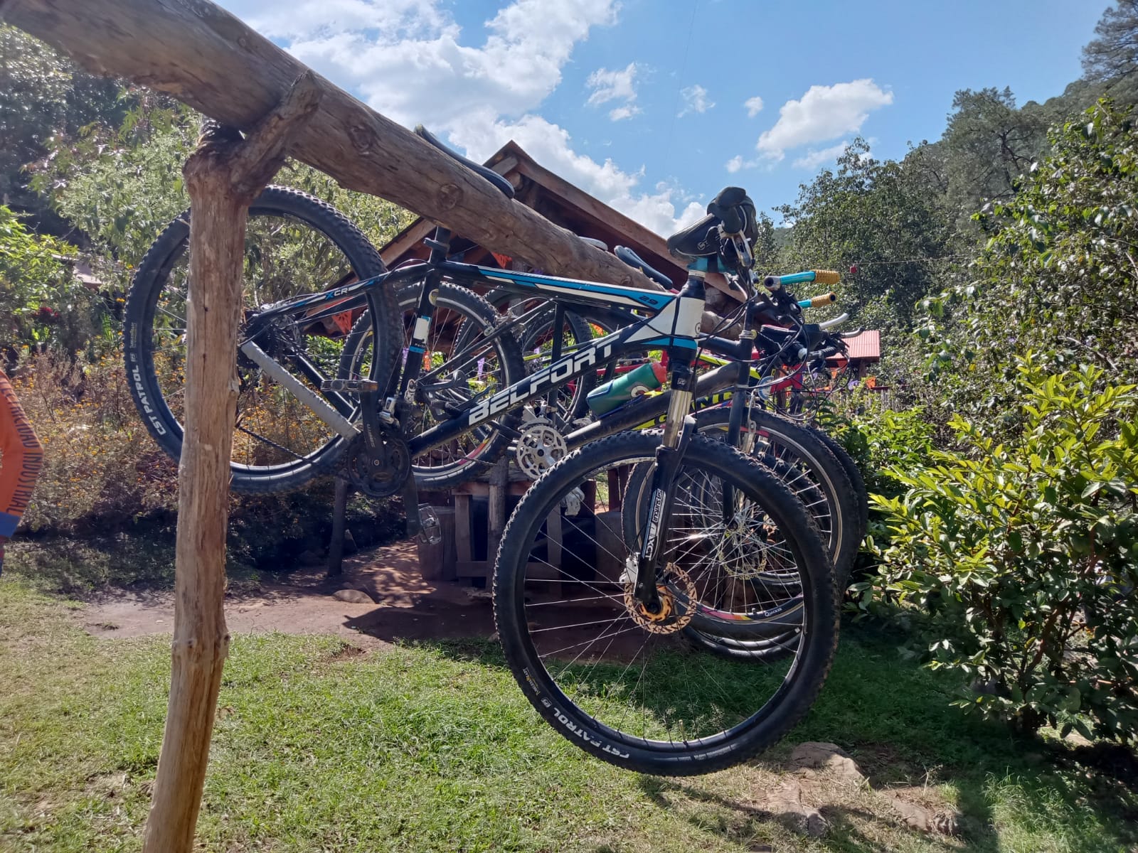 Centro recreativo las peñas Río Jalapilla image 9