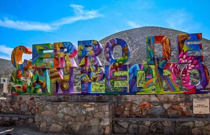 LA MARUKA BOTANERO - BAR image 7