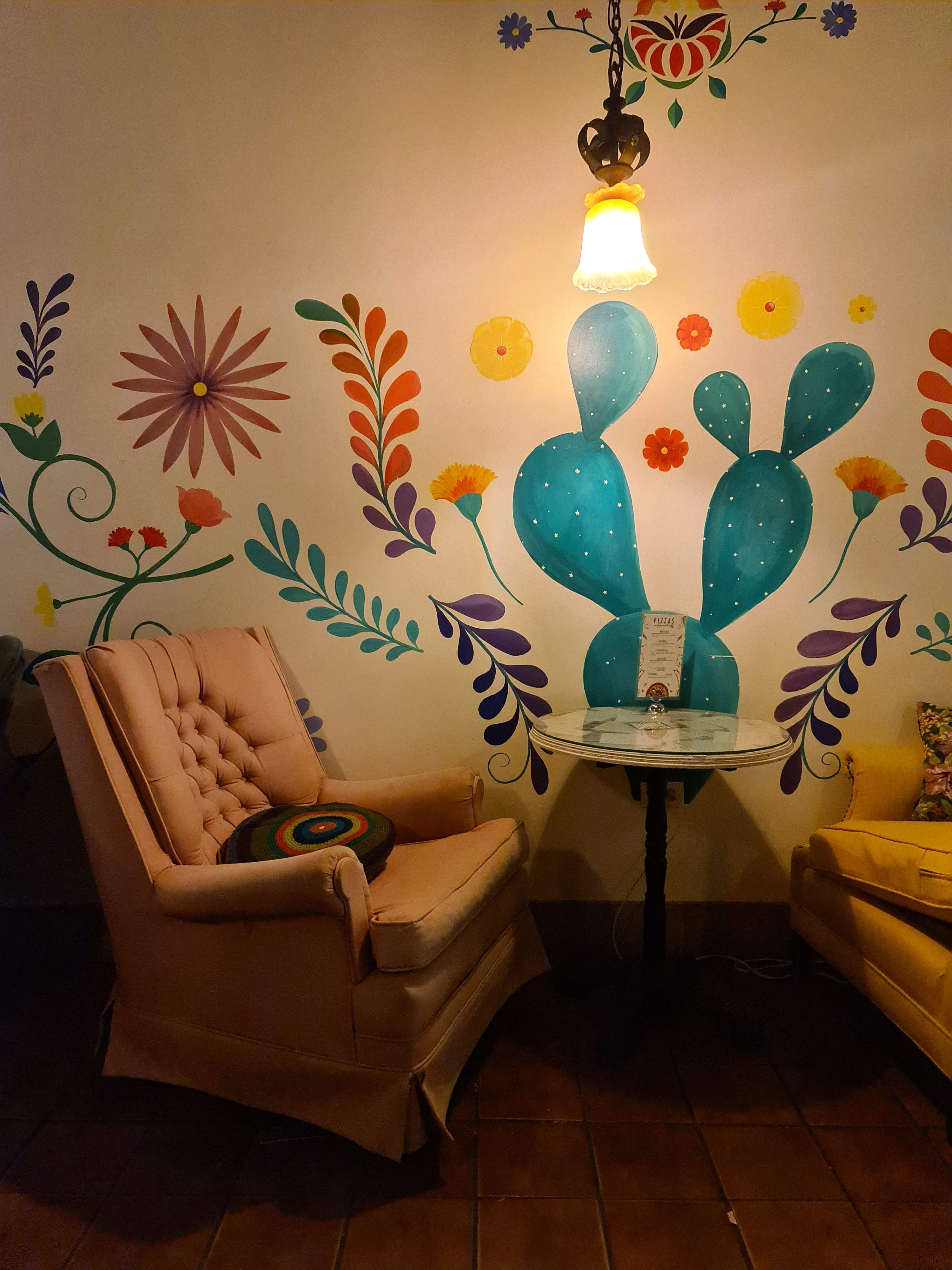 Central Café, Chocolate y Amor. image 8