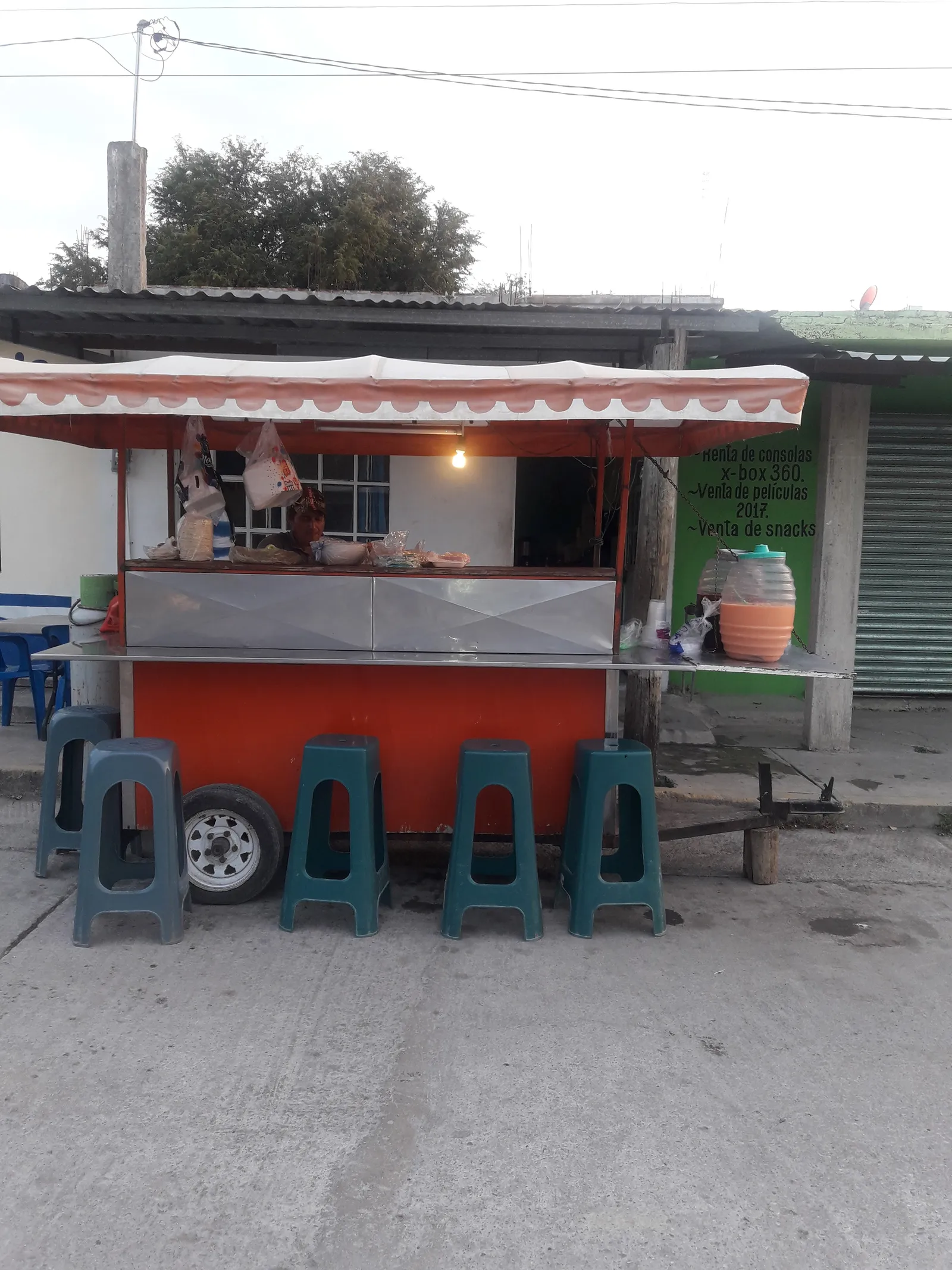 Cenaduria "Don Victor" image 6