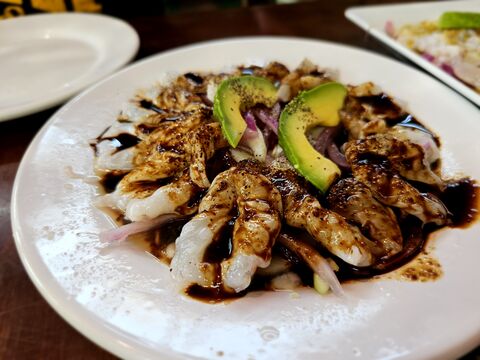 Mariscos El toro Mambo image 6