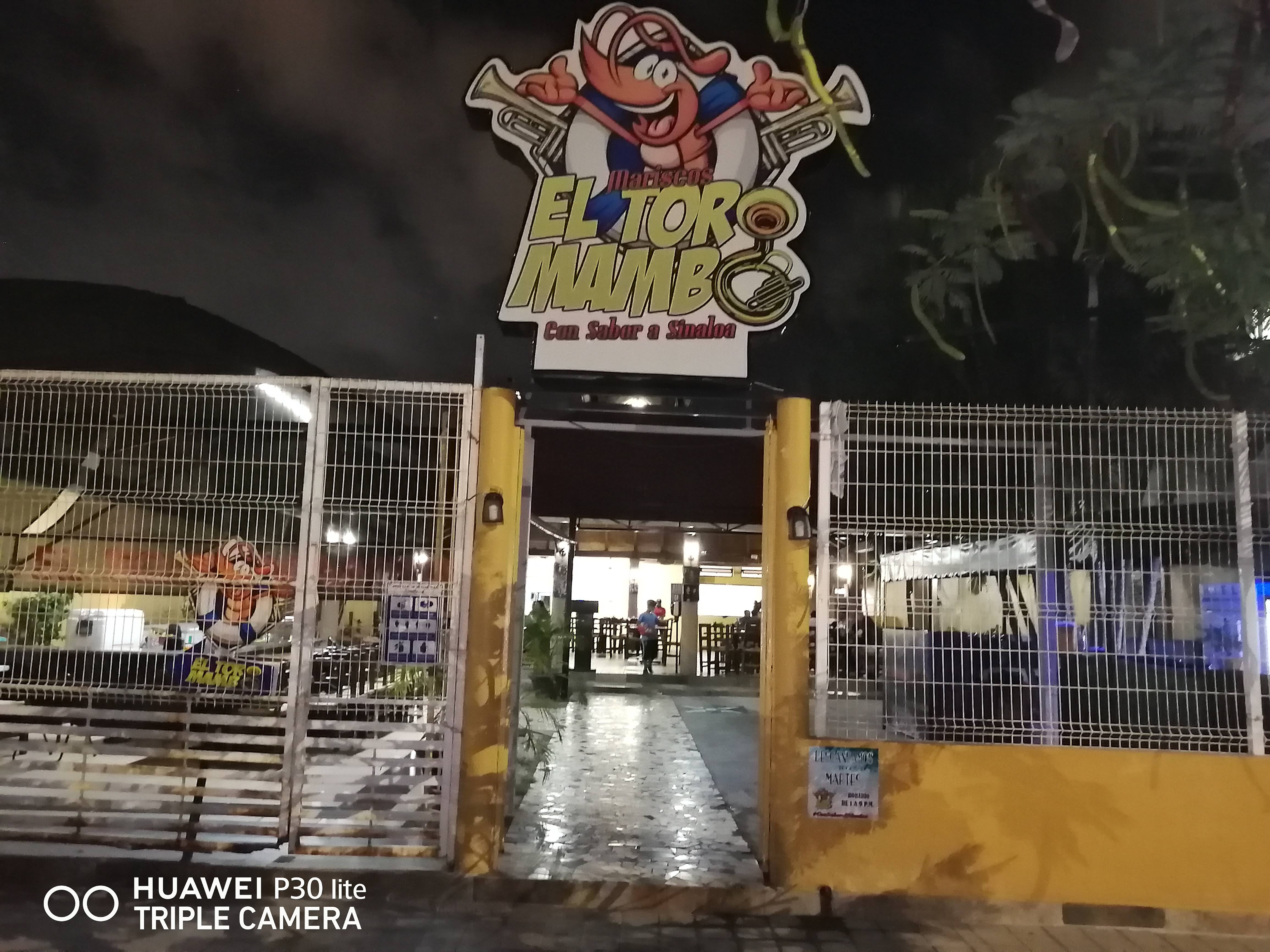 Mariscos El toro Mambo image 9