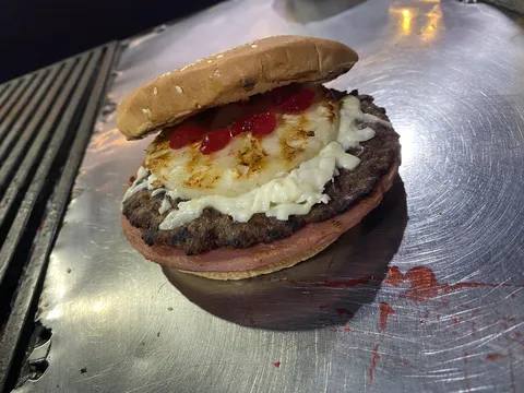 Max Burger image 6