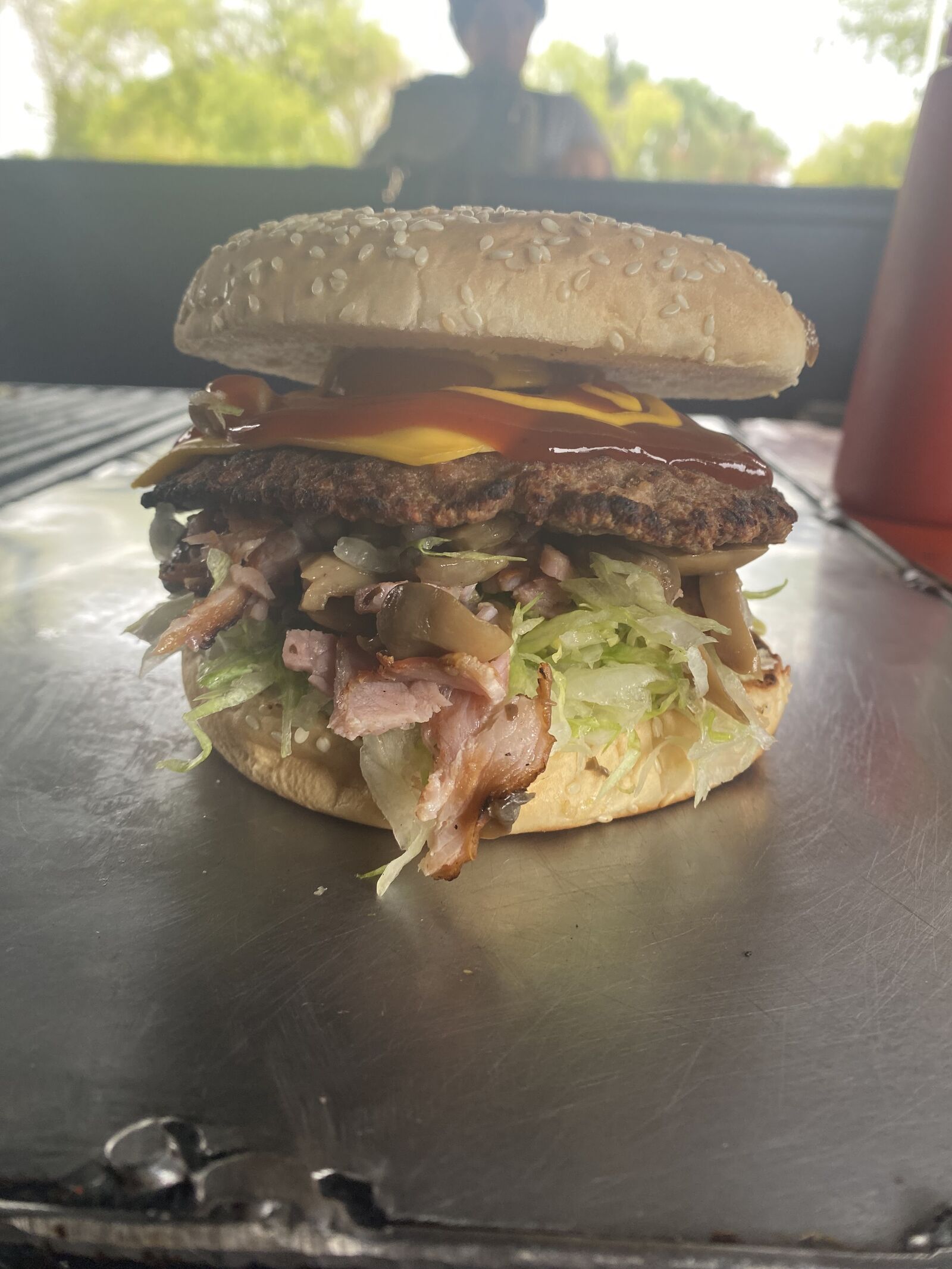 Max Burger image 9