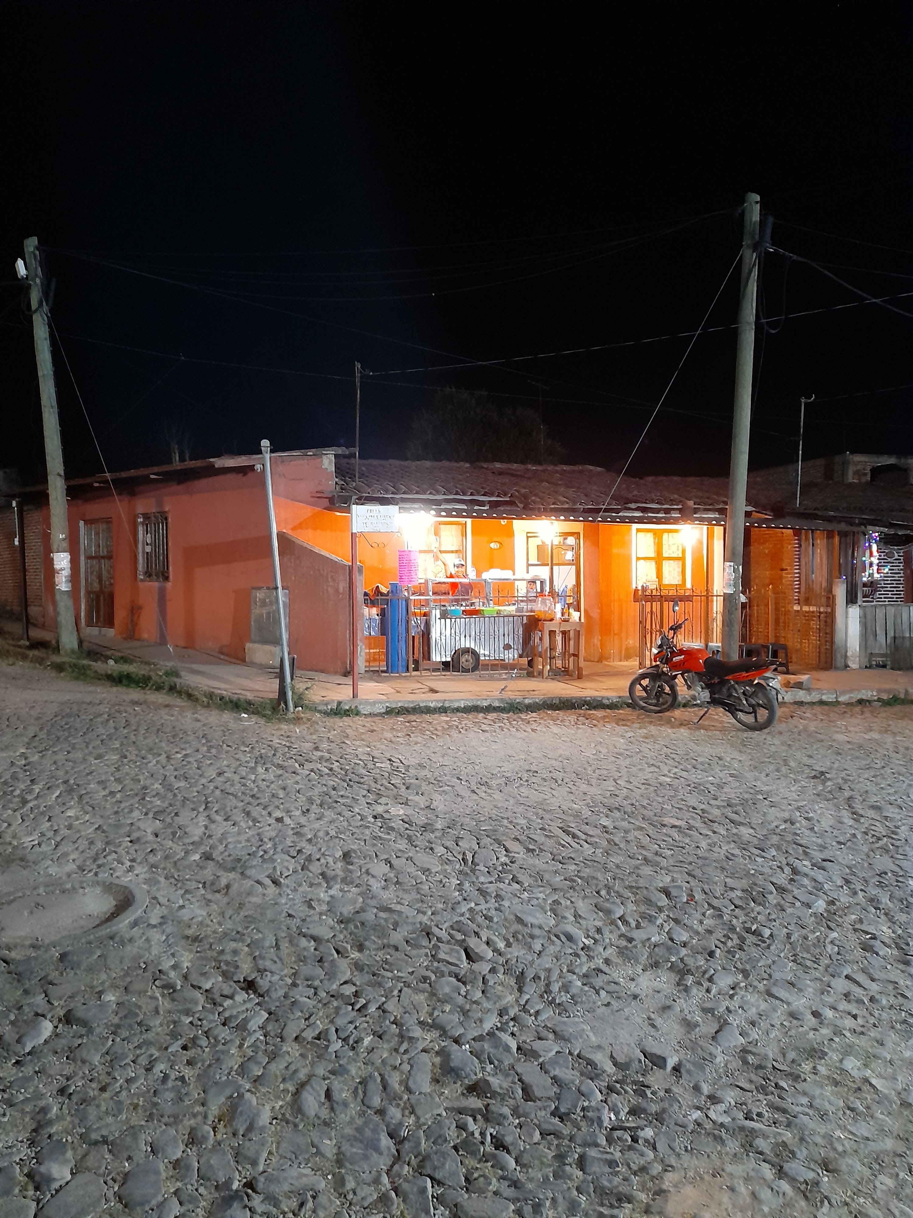 TAQUERIA CHÁVEZ image 3