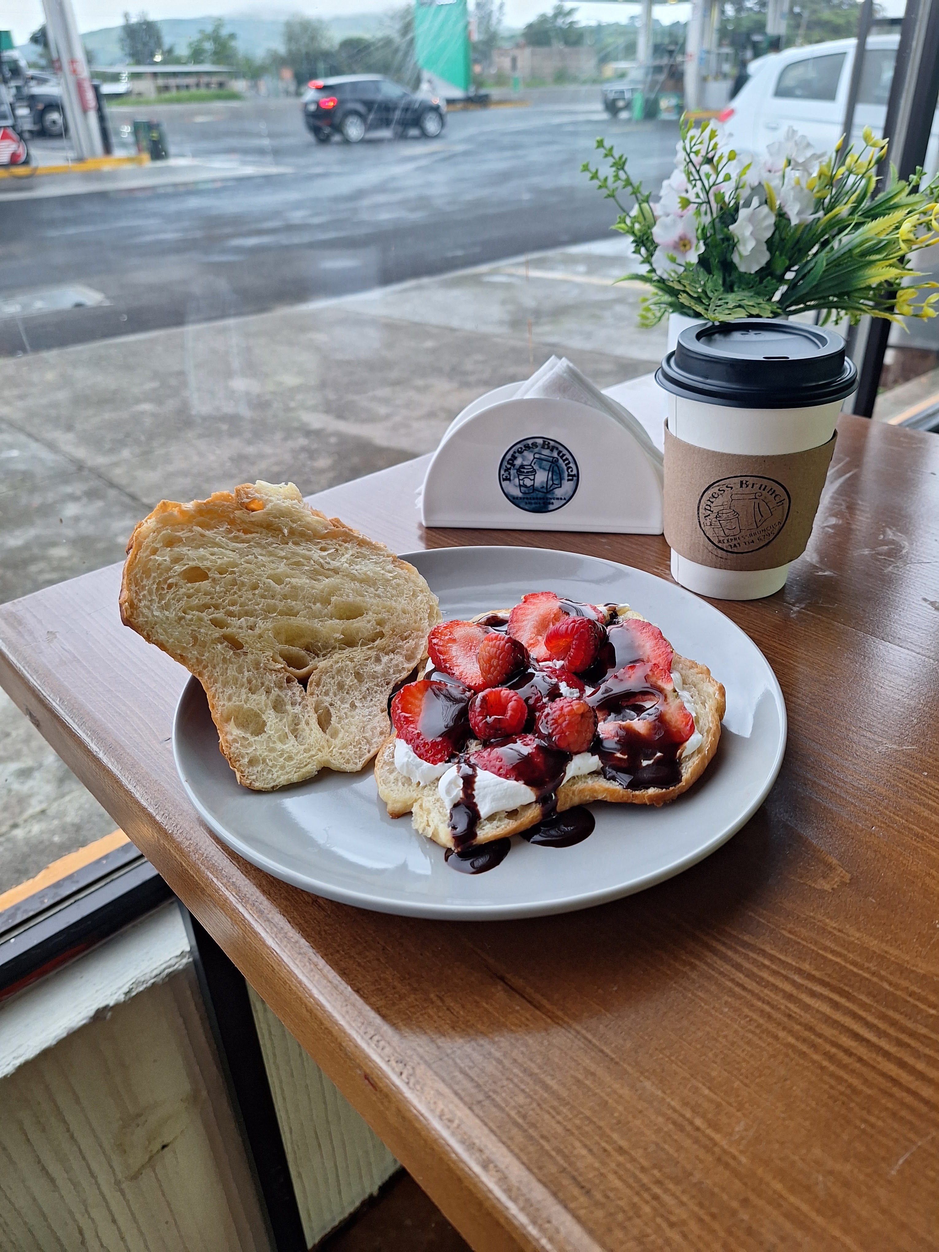 Express Brunch image 3